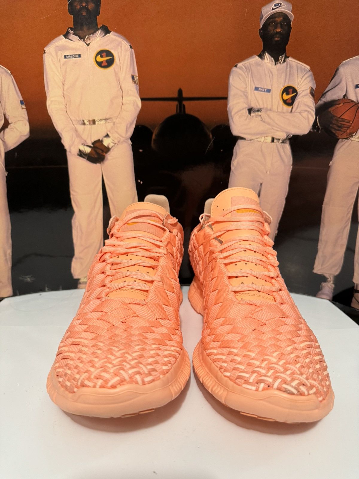 Nike Nike Free Inneva Woven Tech SP Sunset Sz 10.5 705797-888 Size US 10.5 / EU 43-44 - 4 Thumbnail