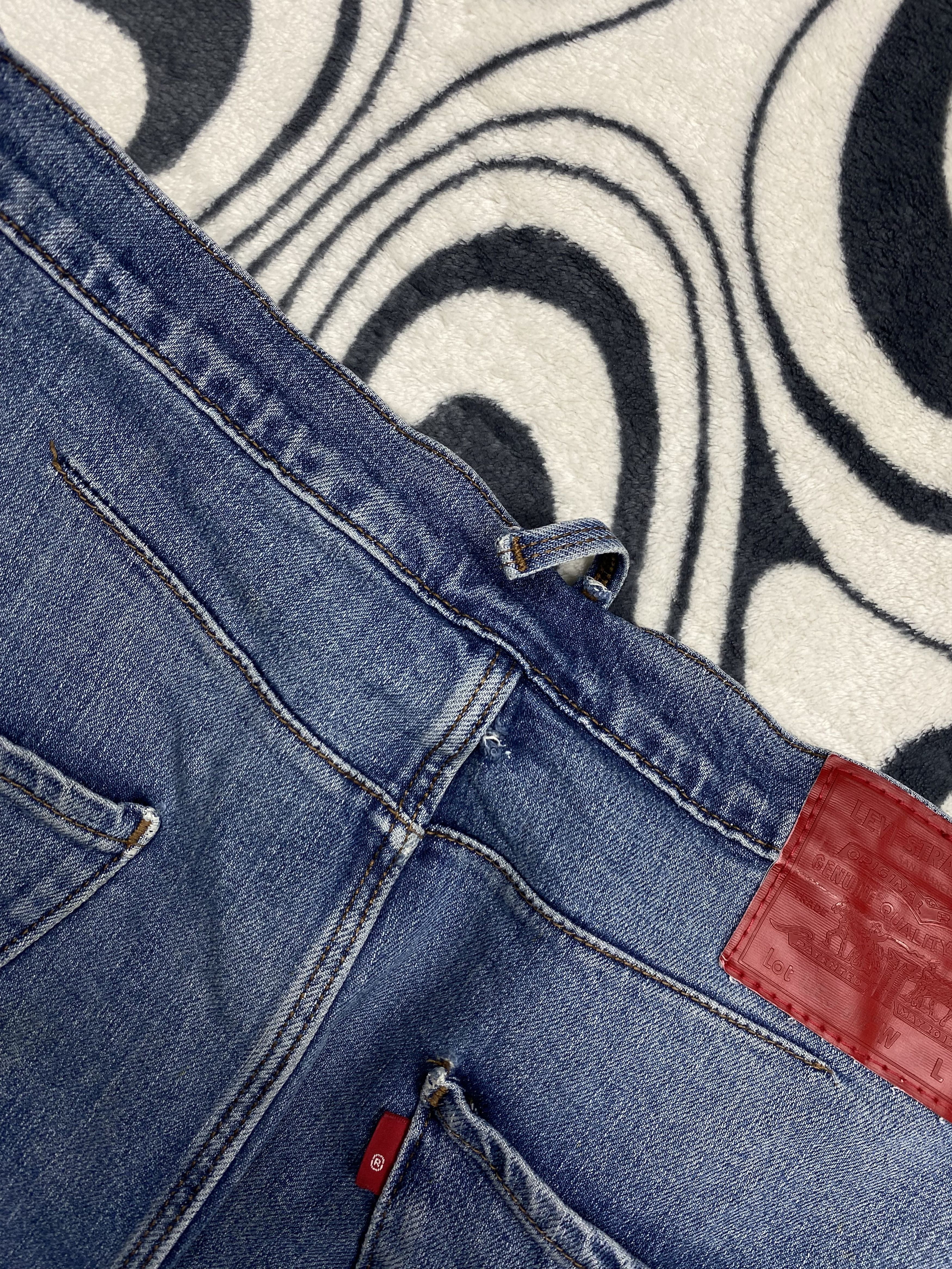 Levi's Levi's Vintage Mens Denim Pants Y2K Jeans Size US 31 - 2 Thumbnail