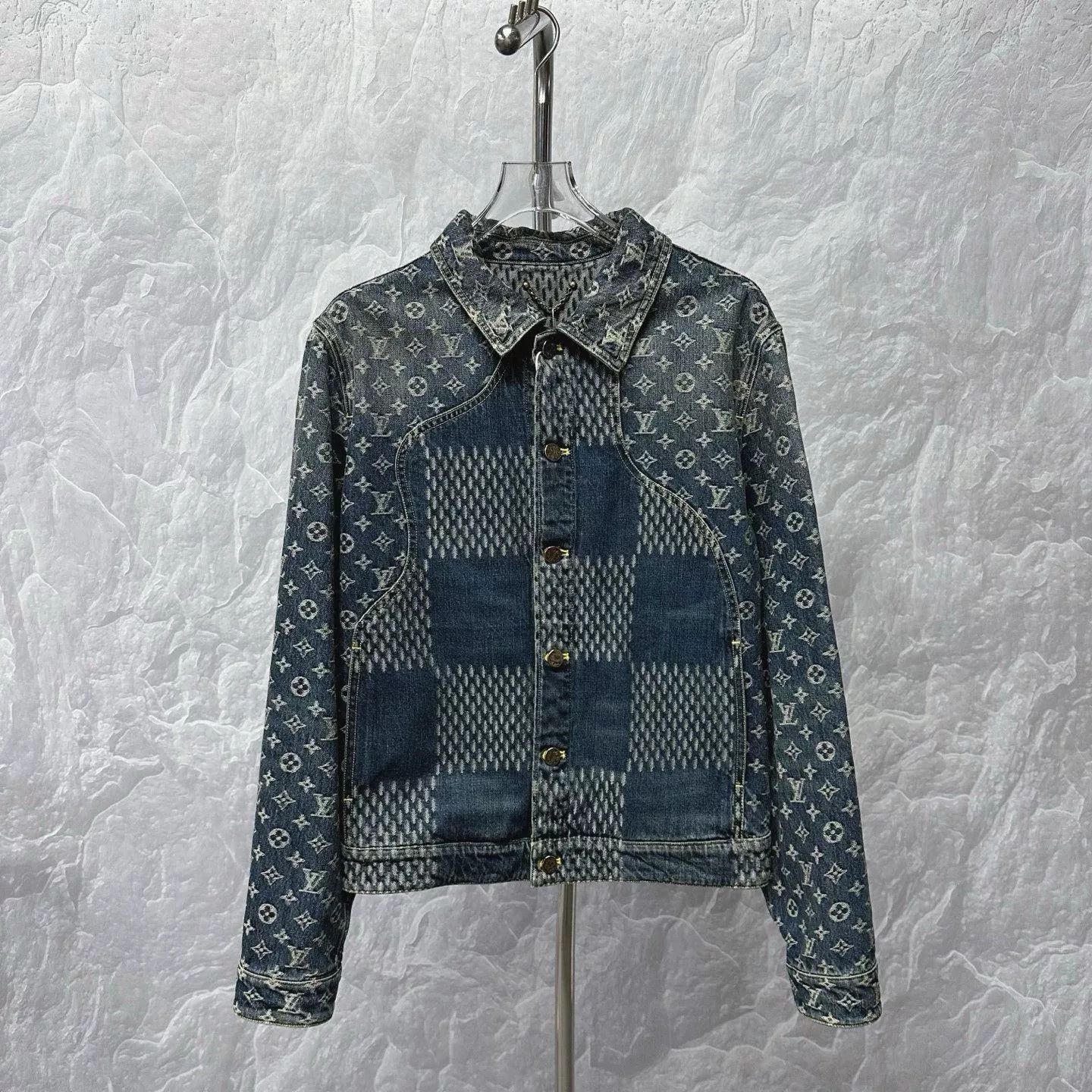 Louis Vuitton louis vuitton nigo denim jacket in blue Size US L / EU 52-54 / 3 - 1 Thumbnail