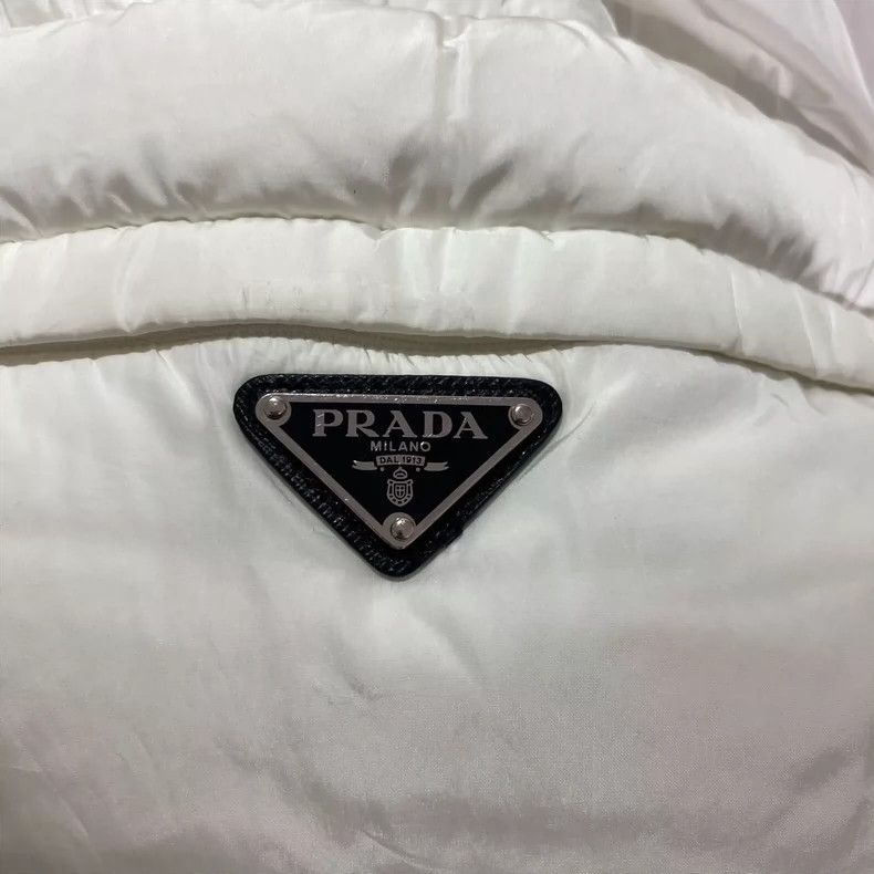 Prada Prada Popular white triangle buckle belt down jacket 2502-N Size US XXS / EU 40 - 3 Thumbnail