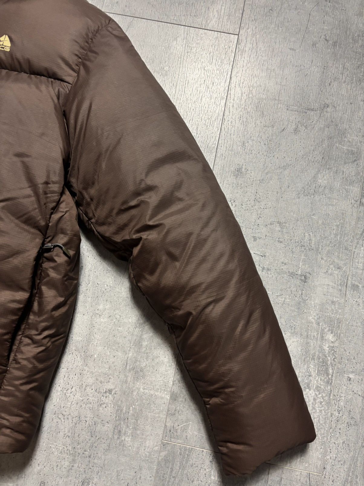Nike ACG Vintage 2000’s Nike ACG No Sew Brown Puffer Jacket Size US L / EU 52-54 / 3 - 6 Thumbnail