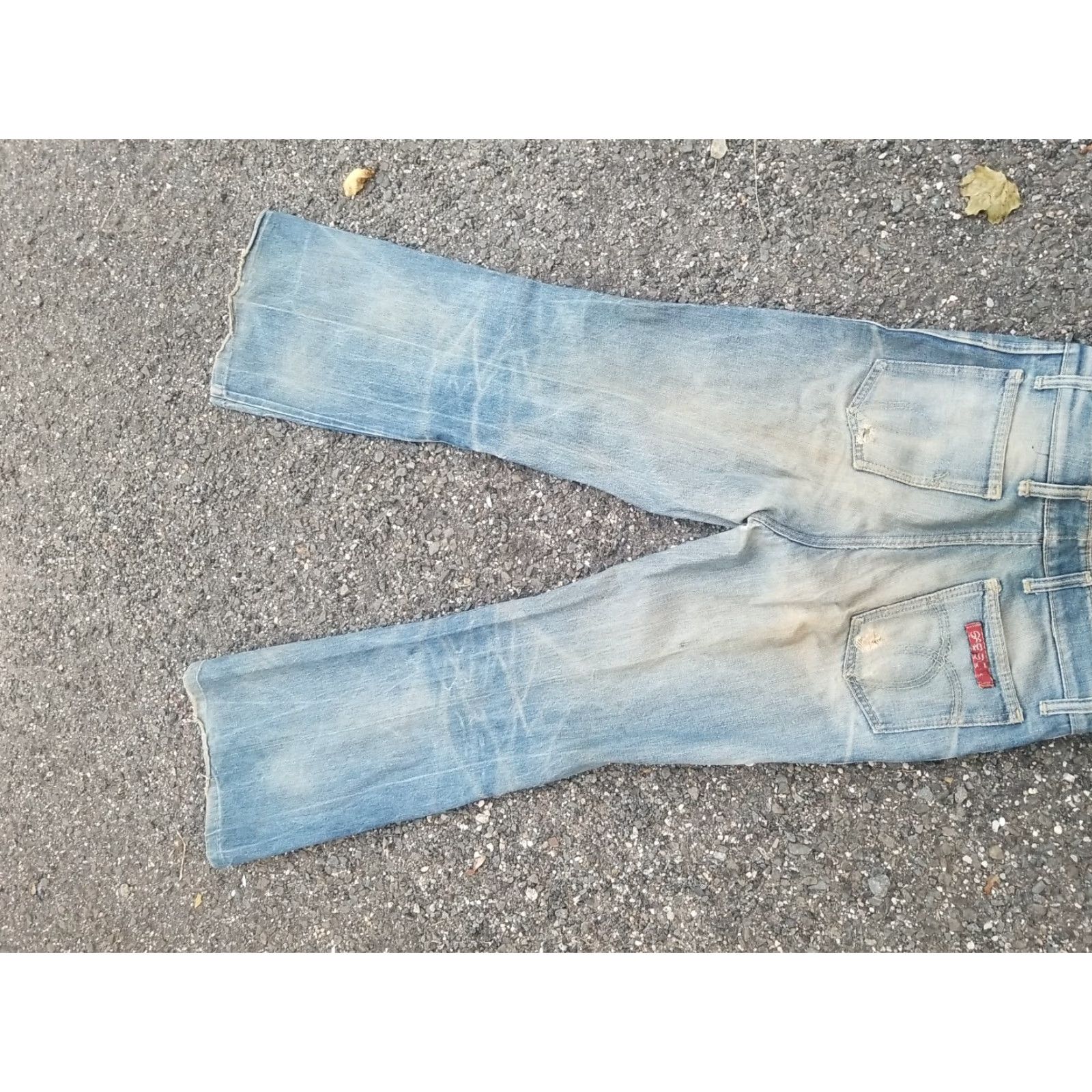 Vintage VINTAGE SASSON Distressed Bell Bottoms Jeans 31x32.5 Boys? Wait—Gender not specified. Size US 31 - 7 Thumbnail
