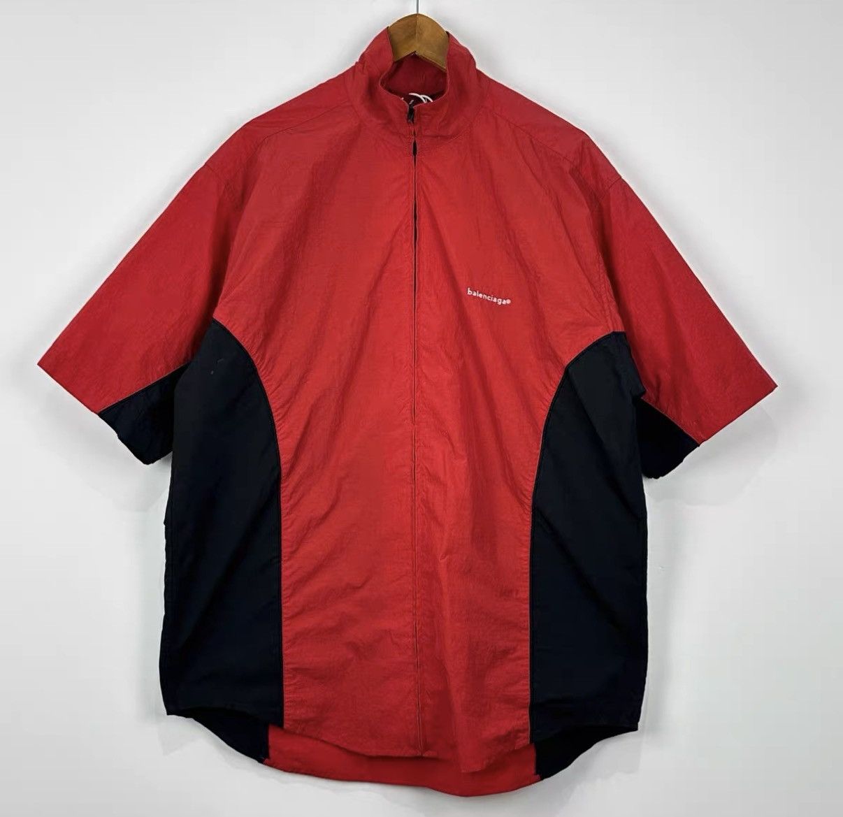 Balenciaga Balenciaga Color-block Short Sleeve Windbreaker Jacket J42 Size US S / EU 44-46 / 1 - 1 Thumbnail