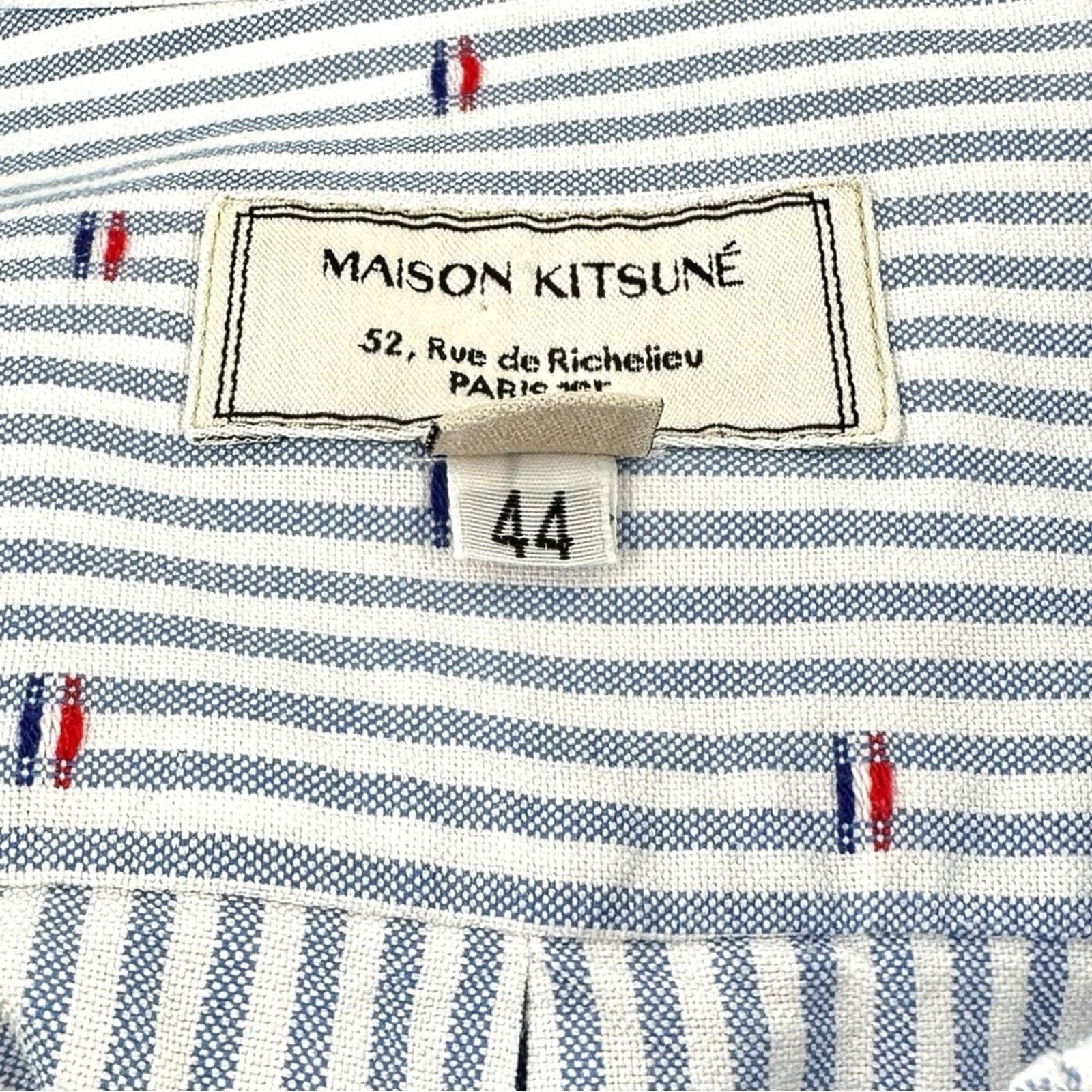 Maison Kitsune Blue & White Striped Embroidered Applique Button Up Shirt Size US XL / EU 56 / 4 - 7 Thumbnail