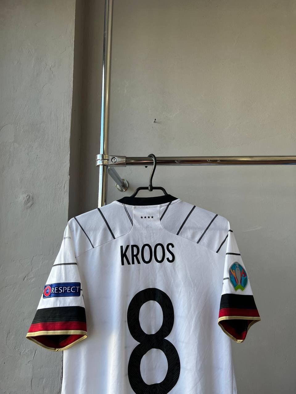 Adidas 2019/21 GERMANY TEAM #8 KROOS HOME SOCCER FOOTBALL JERSEY L Size US L / EU 52-54 / 3 - 15 Thumbnail