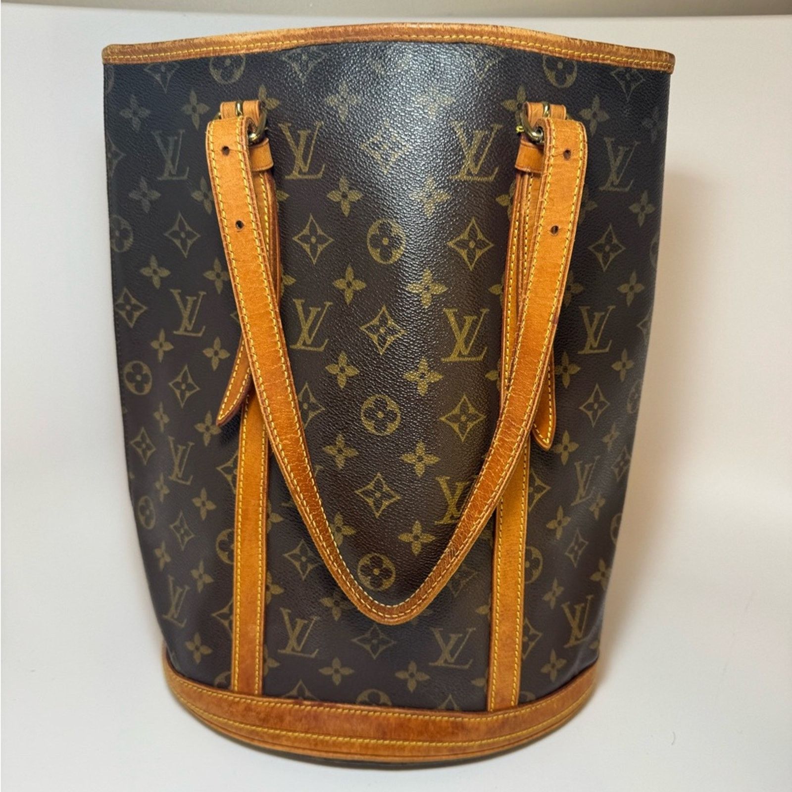 Louis Vuitton Louis Vuitton Bucket GM Monogram Tote Bag – Vintage 2003 Size ONE SIZE - 1 Thumbnail