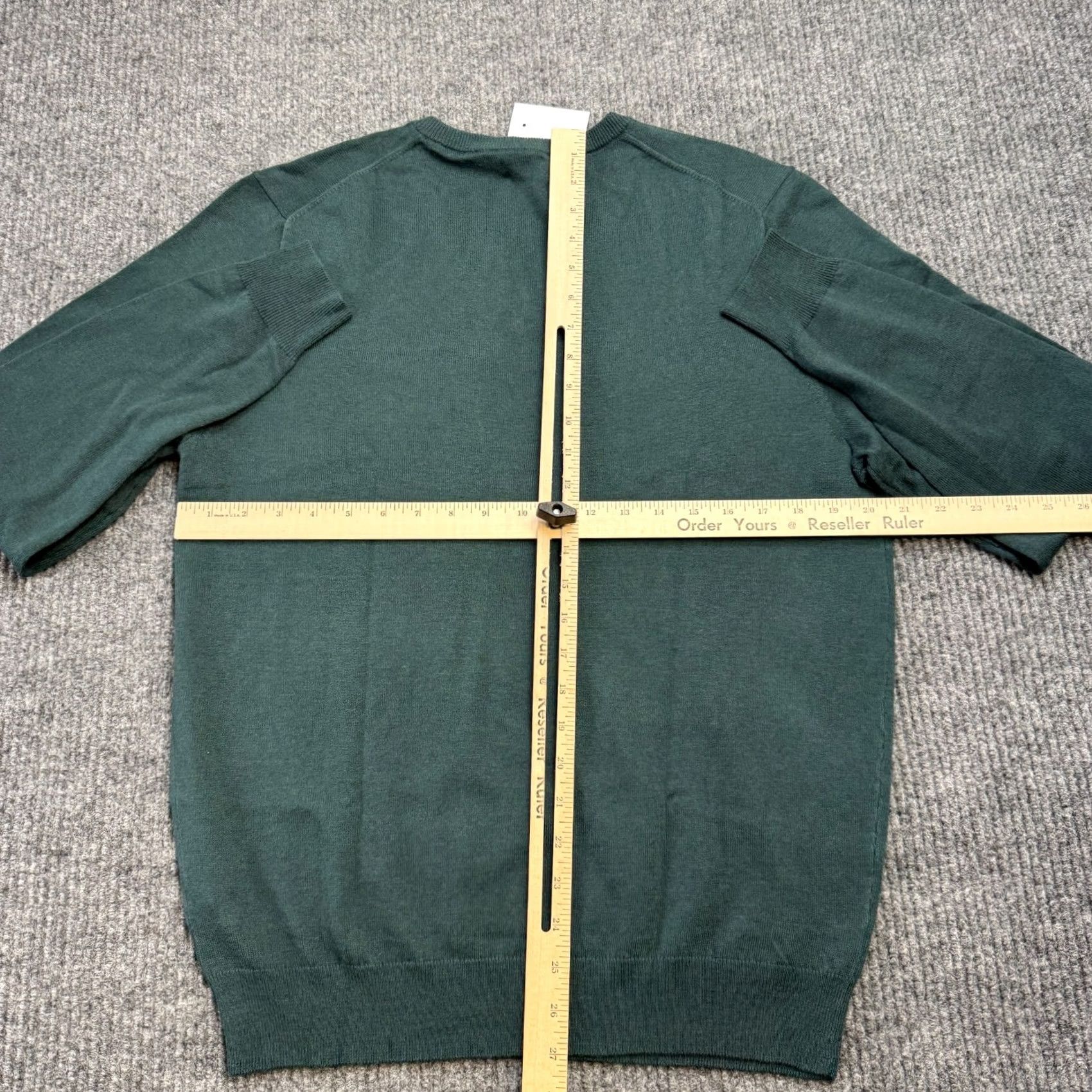 J.Crew J.CREW Sweater Mens Large Green V-Neck Merino Wool Blend Lightweight Pullover Knit Shirt Mens Home Office Casual Fall Winter 90s? Size US L / EU 52-54 / 3 - 6 Thumbnail