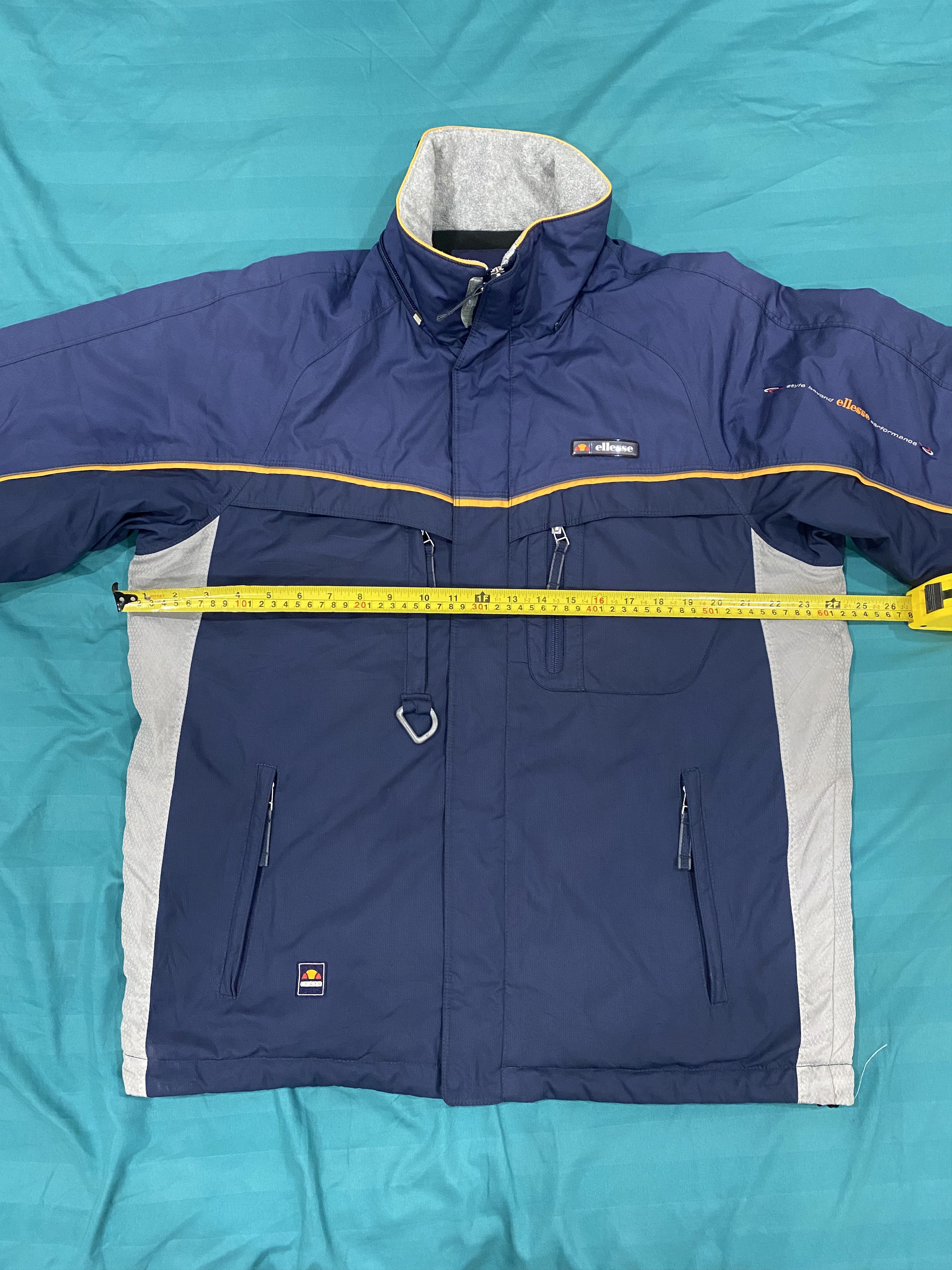 Ellesse Vintage Ellesse Ski style beyond performance Jacket winter Size US L / EU 52-54 / 3 - 23 Thumbnail