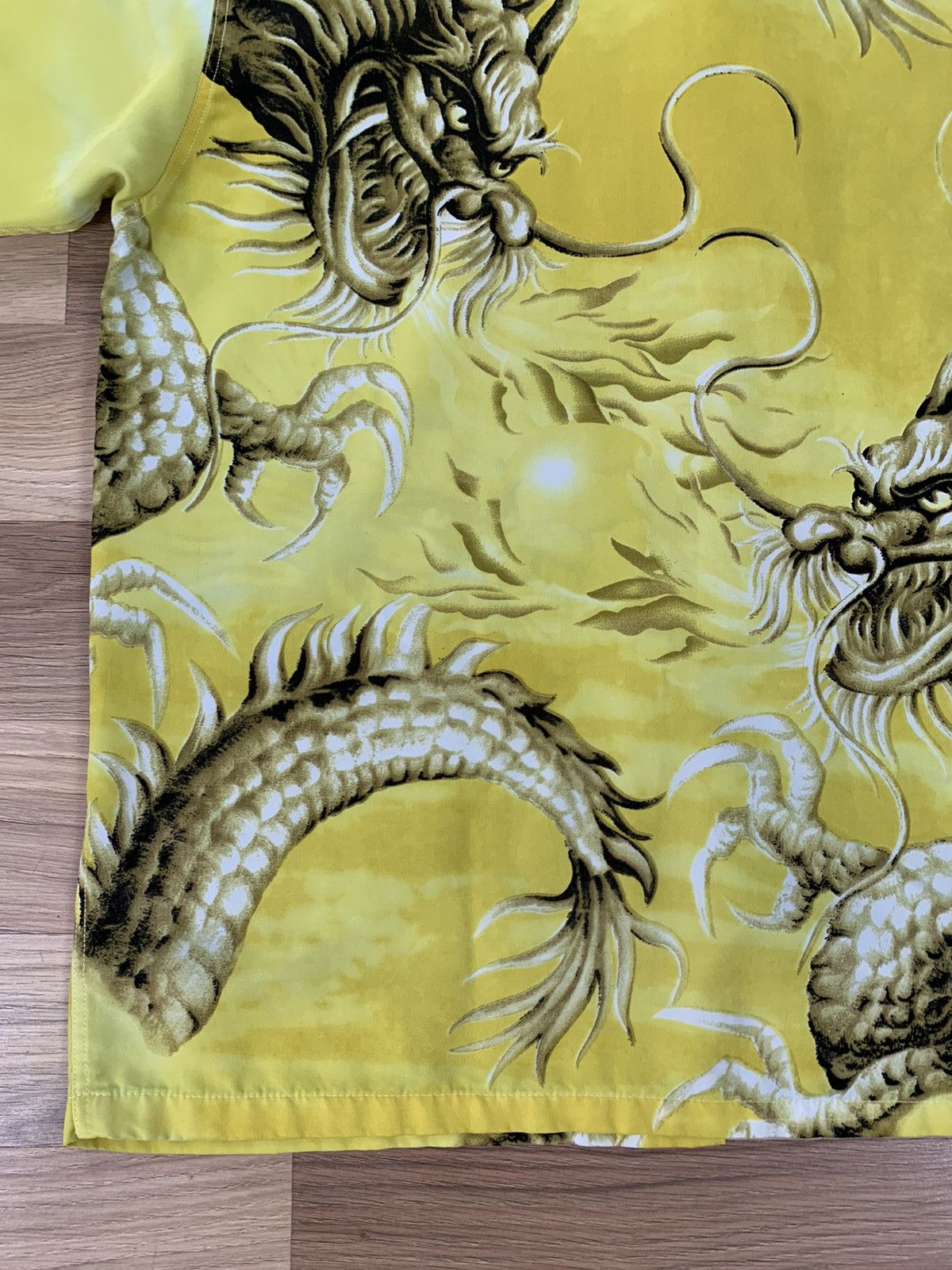 Vintage Vintage Y2K Japanese Style Dragon Shirt Button Up Size US L / EU 52-54 / 3 - 21 Thumbnail