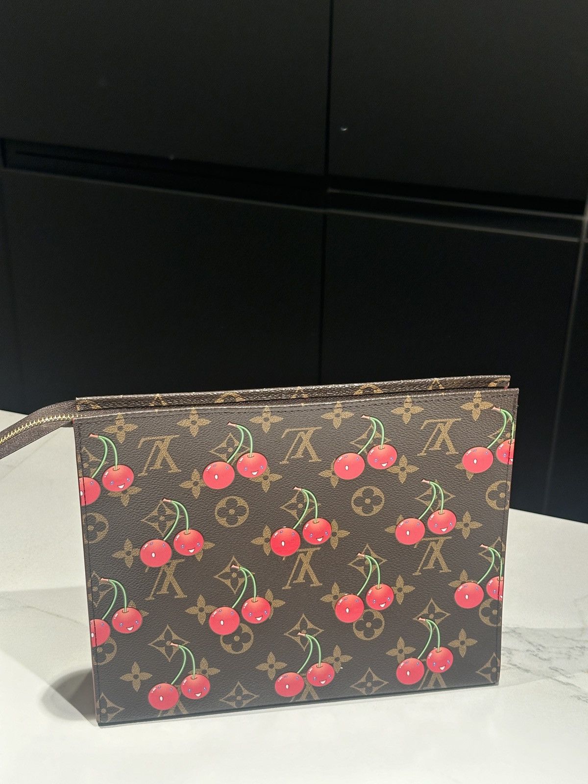Louis Vuitton × Takashi Murakami LOUIS VUITTON X TAKASHI MURAKAMI TOILETRY POUCH Size ONE SIZE - 3 Thumbnail