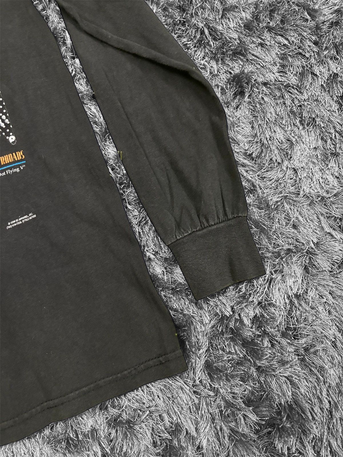 Almost Famous Vtg Vintage 1999 Famous Guitars Shirt Long Sleeve Size US XS / EU 42 / 0 - 6 Thumbnail