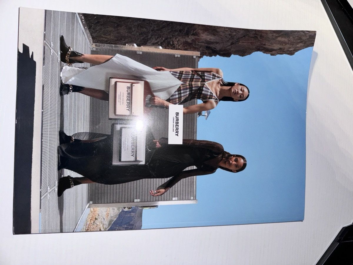 Hypebeast × Other × SSENSE SSENSE Magazine Size ONE SIZE - 5 Thumbnail