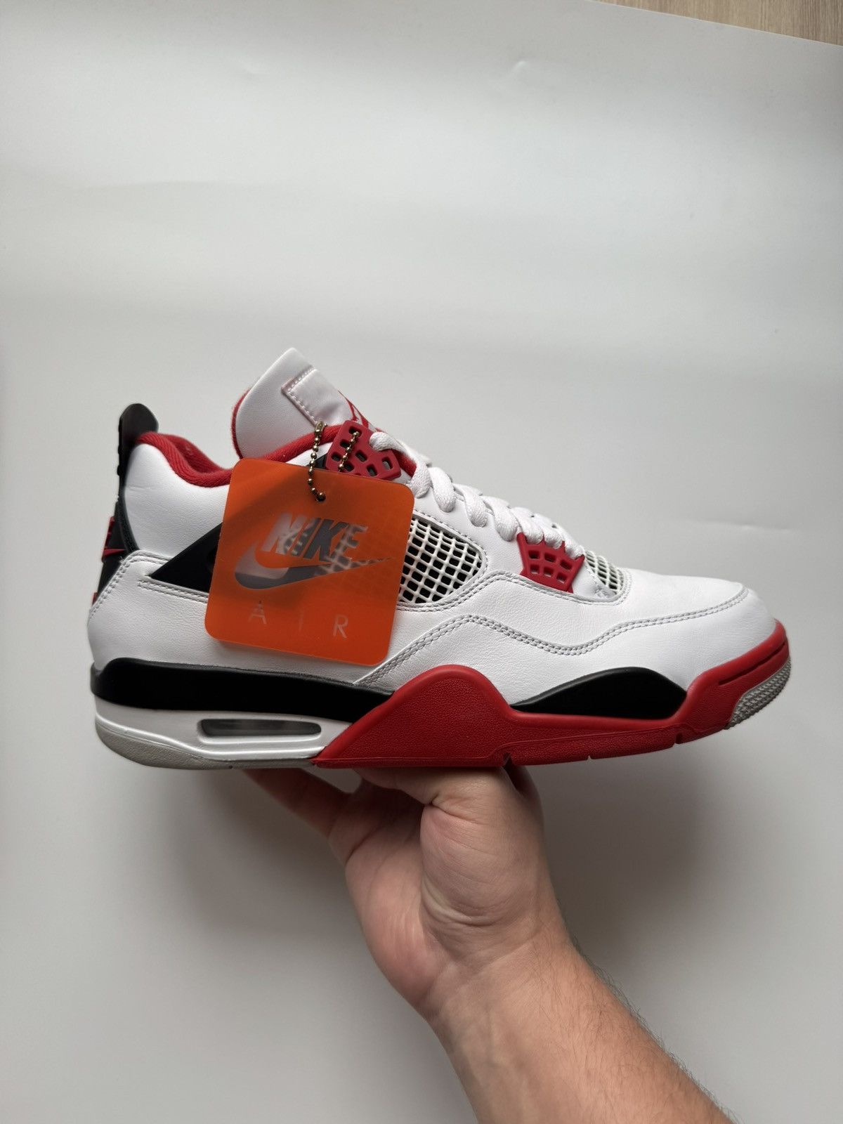 Jordan Brand Air Jordan IV Fire Red 2020 Size US 9.5 / EU 42-43 - 6 Thumbnail