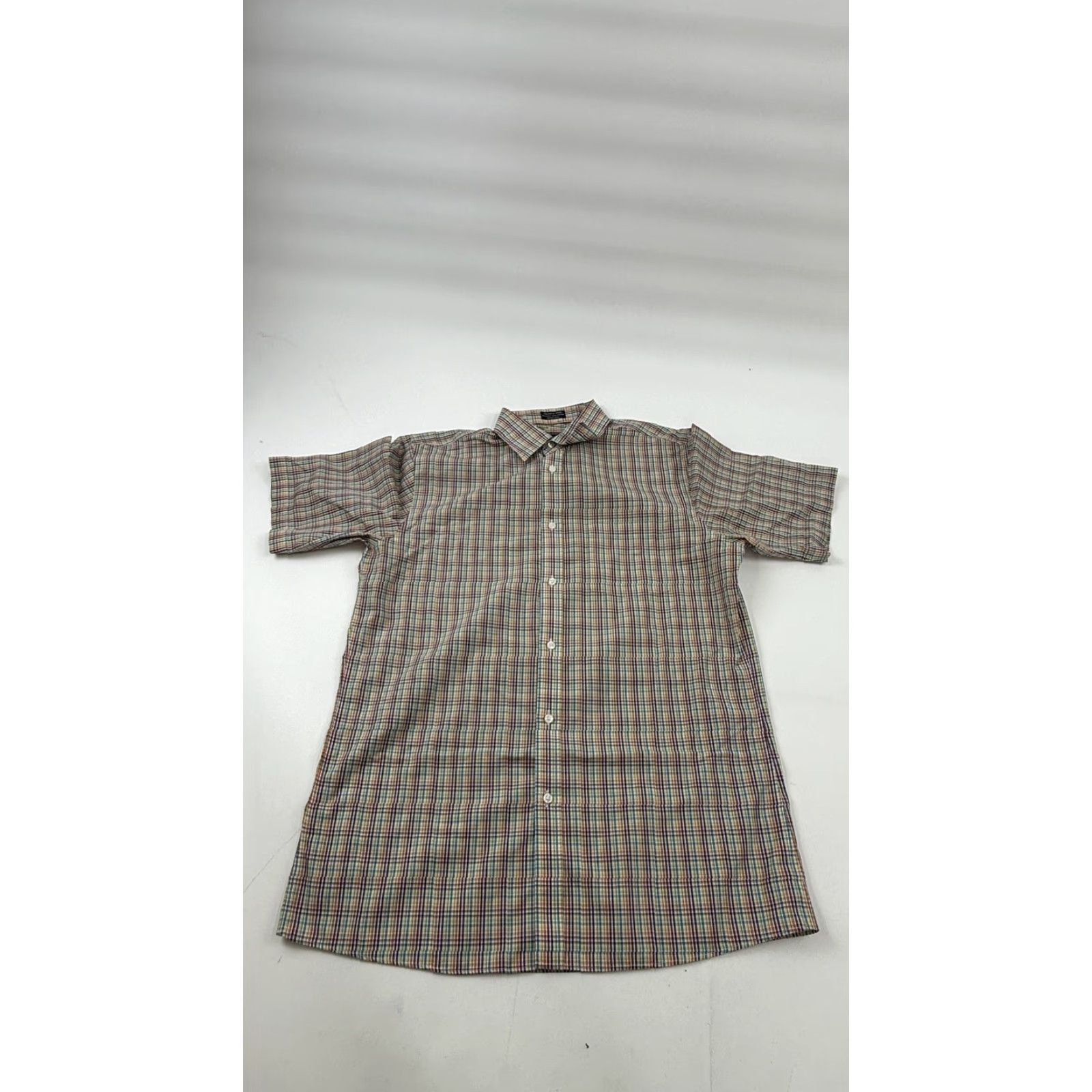 Neiman Marcus Neiman Marcus Shirt Mens Medium Multicolor Plaid Wrinkle Free Button Up Size US M / EU 48-50 / 2 - 2 Thumbnail