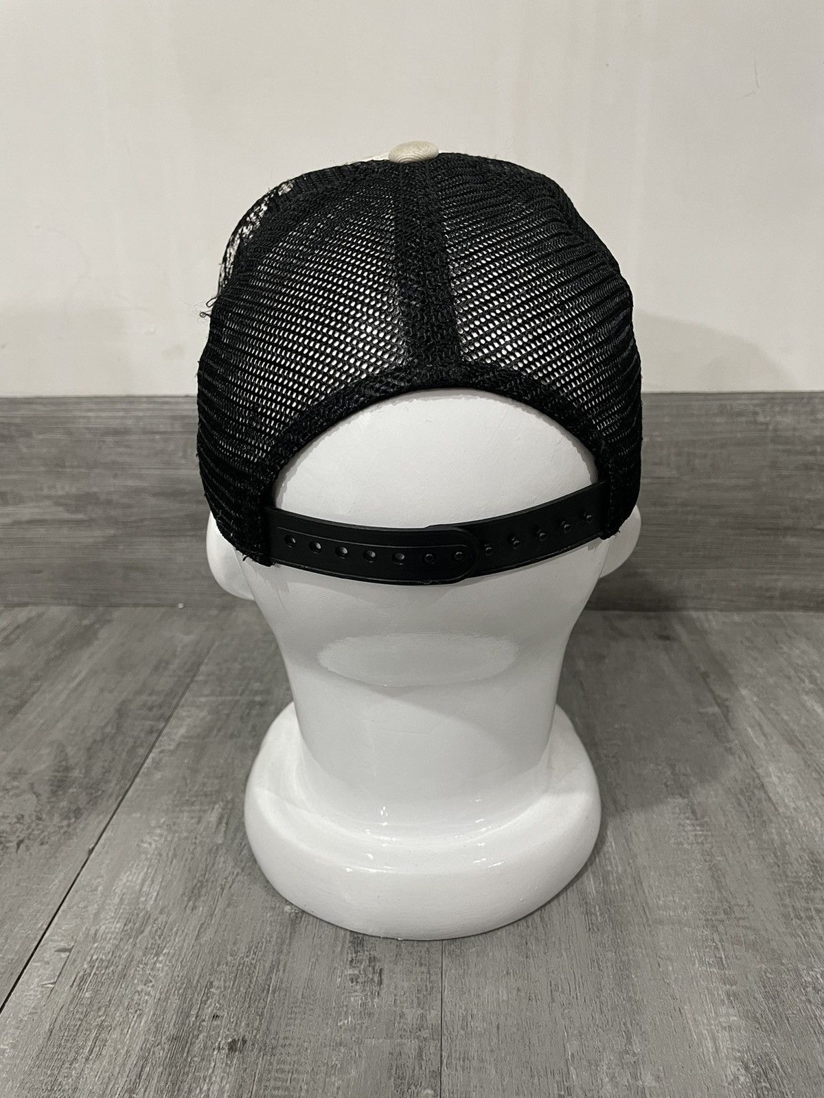 Hysteric Glamour 2000s Trucker hat dirty tribal dragon tatoos y2k style Size ONE SIZE - 4 Thumbnail