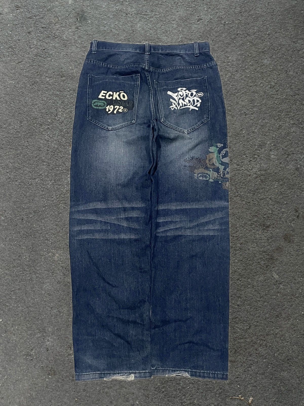 Ecko Unltd. ECKO UNLTD JEANS GRAFFITI EMBROIDERED Size US 34 / EU 50 - 1 Thumbnail