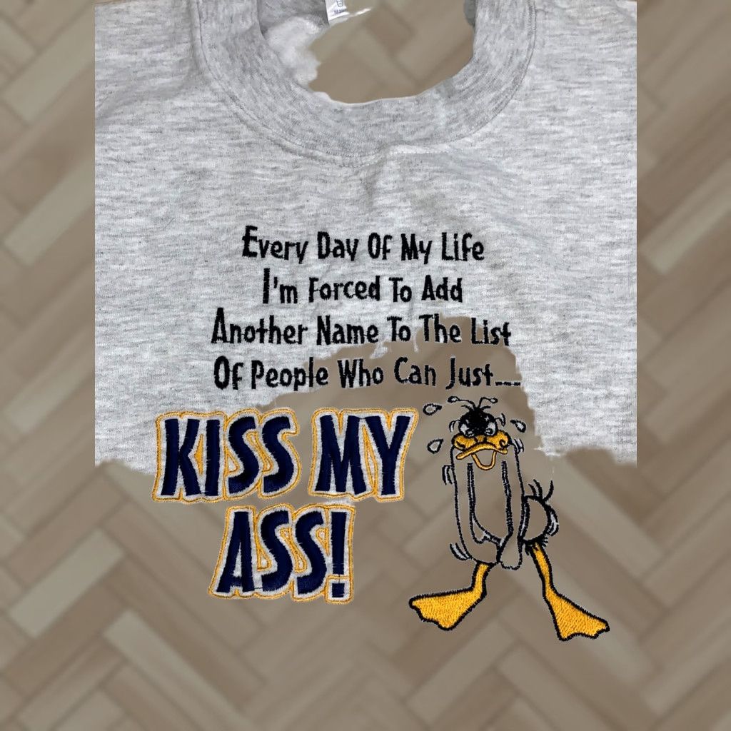 Gildan VINTAGE Kiss My A21709 Sweatshirt Mens XL Gray Pullover Cartoon Funny Y2K 12434 Size US XL / EU 56 / 4 - 1 Thumbnail