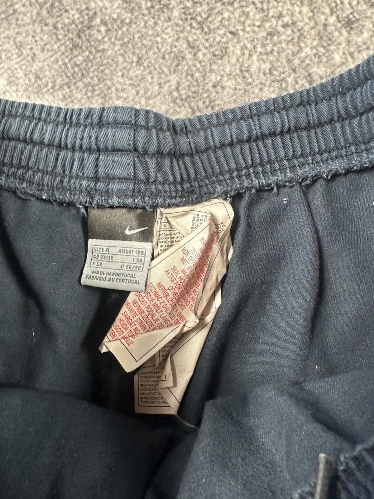 Nike vintage Nike England O2 Rugby Shorts Streetwear rare VTg XL Size US 36 / EU 52 - 3 Thumbnail