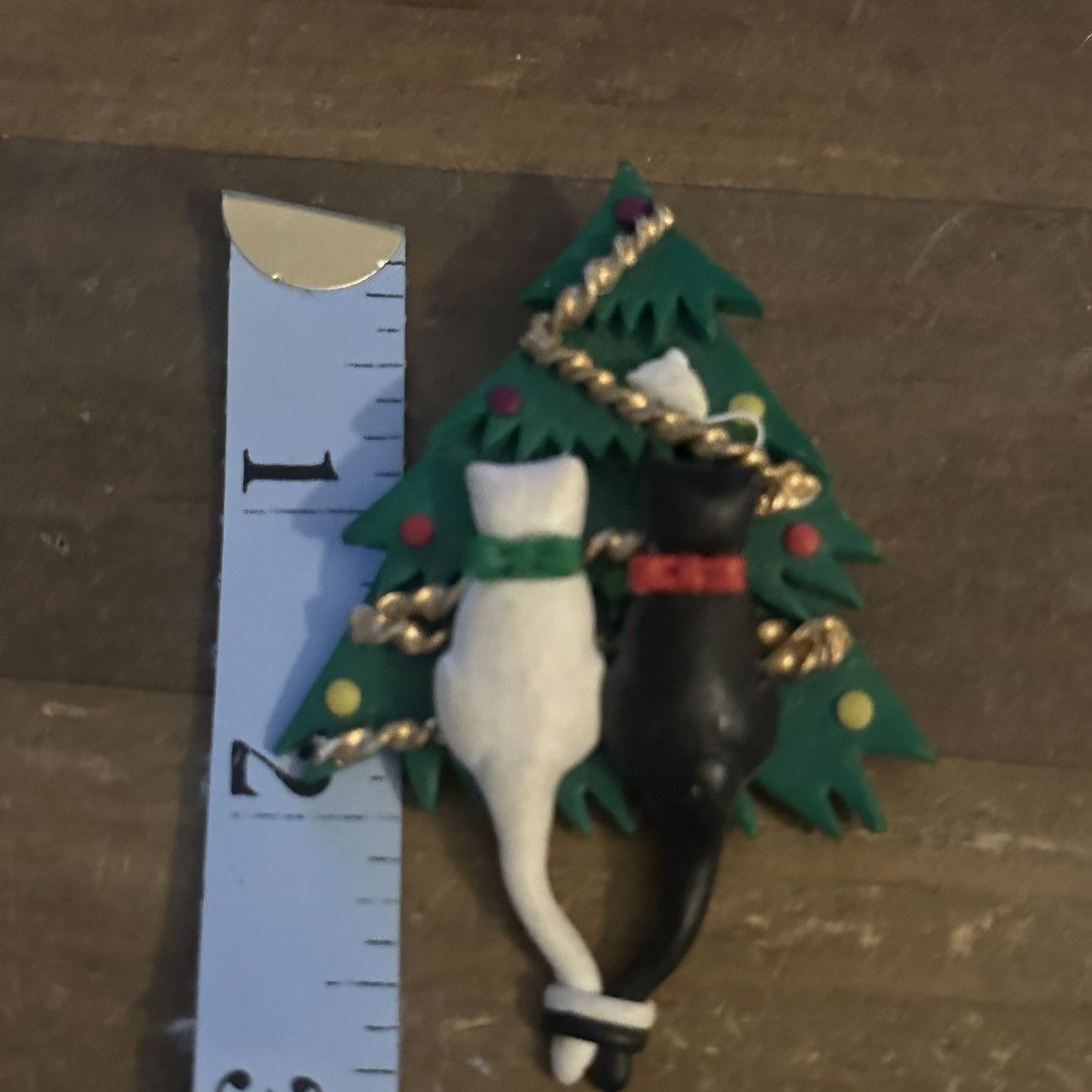 Vintage Vintage 2 cats facing a Christmas tree brooch Size ONE SIZE - 3 Thumbnail