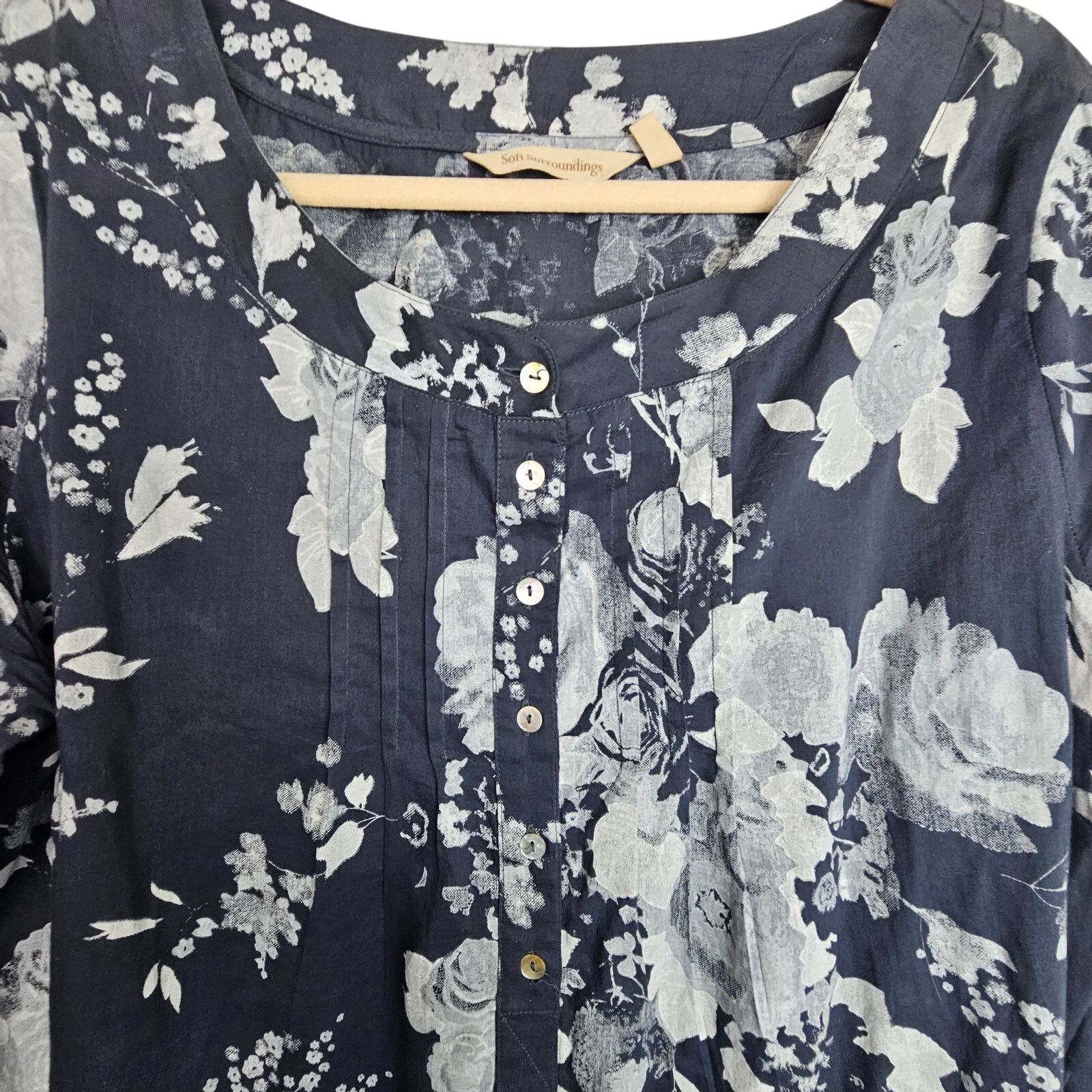 Soft Surroundings Soft Surroundings Floral Tuberosa Tunic Sz L Pleated Resort Size L / US 10 / IT 46 - 3 Thumbnail