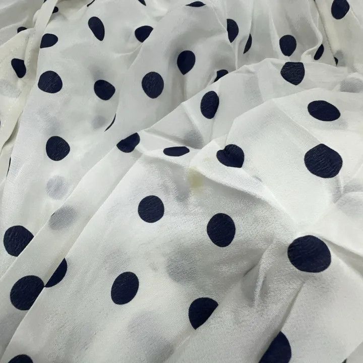 Balenciaga Balenciaga Balenciaga Stylish Polka Dot ButtonUp Shirt -25 Size US XXS / EU 40 - 8 Thumbnail