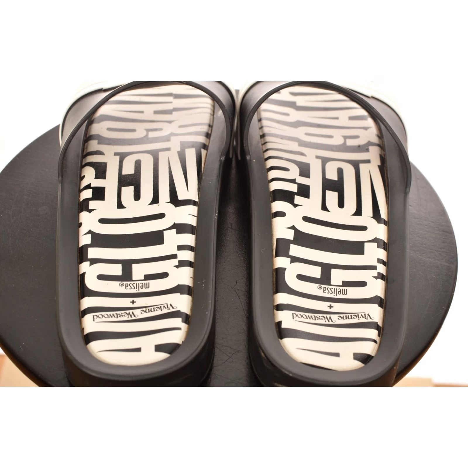 Vivienne Westwood Vivienne Westwood x Melissa Rubber Beach Slides Women US 11 Black Sandal Slide Size US 11 / IT 41 - 4 Thumbnail