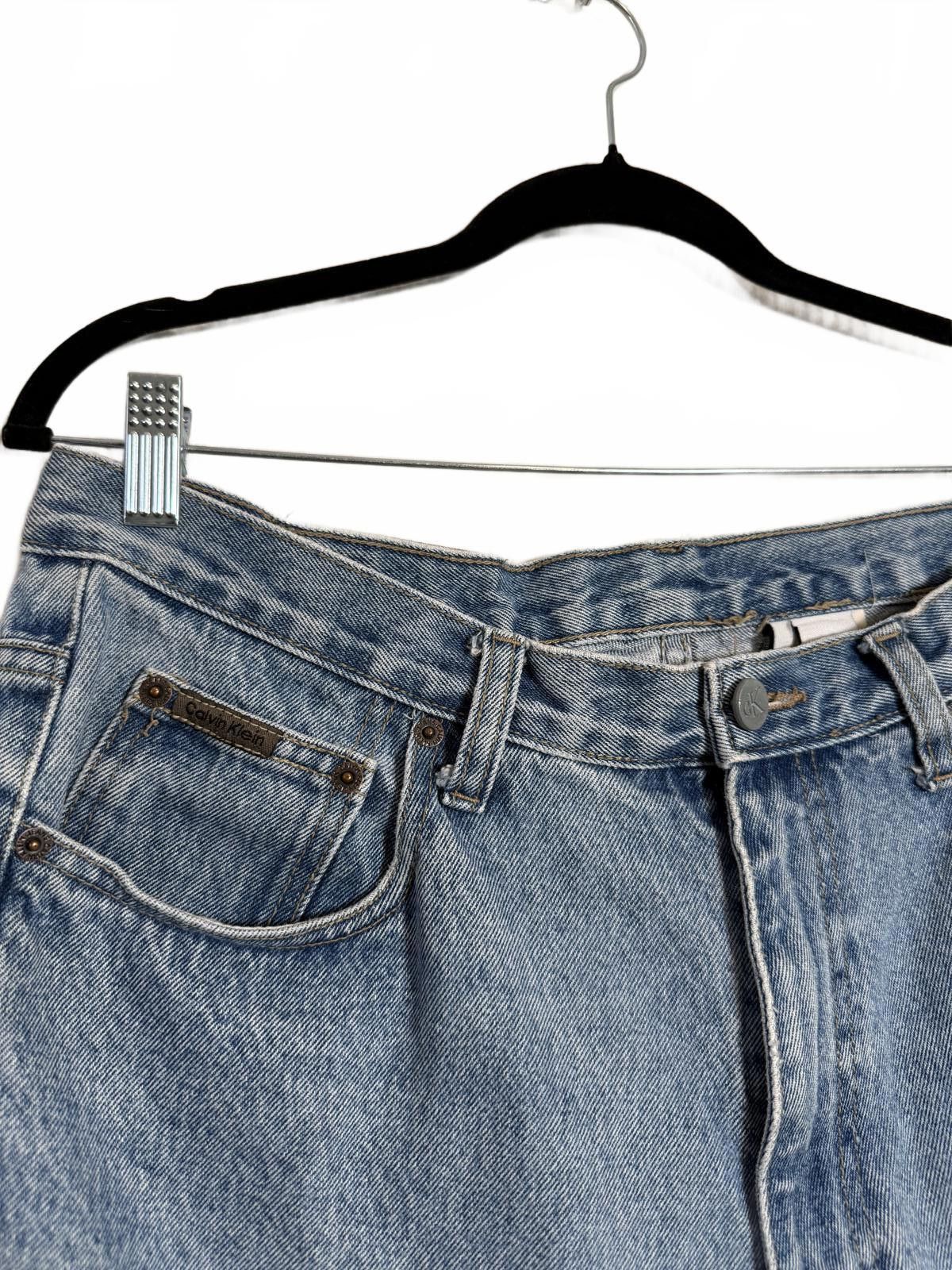 Calvin Klein Vintage Light Blue Denim Shorts Size 34 Made in USA Size US 34 / EU 50 - 4 Thumbnail