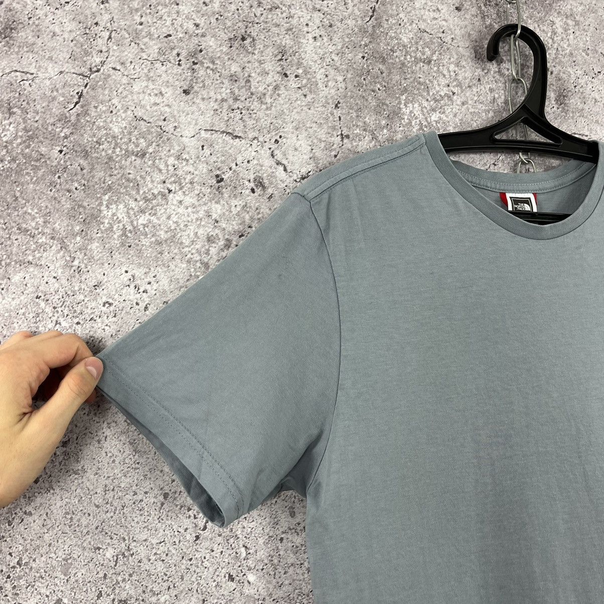 Japanese Brand × The North Face The North Face T-Shirt Back Big Logo Flower Style Size S Size US S / EU 44-46 / 1 - 5 Thumbnail