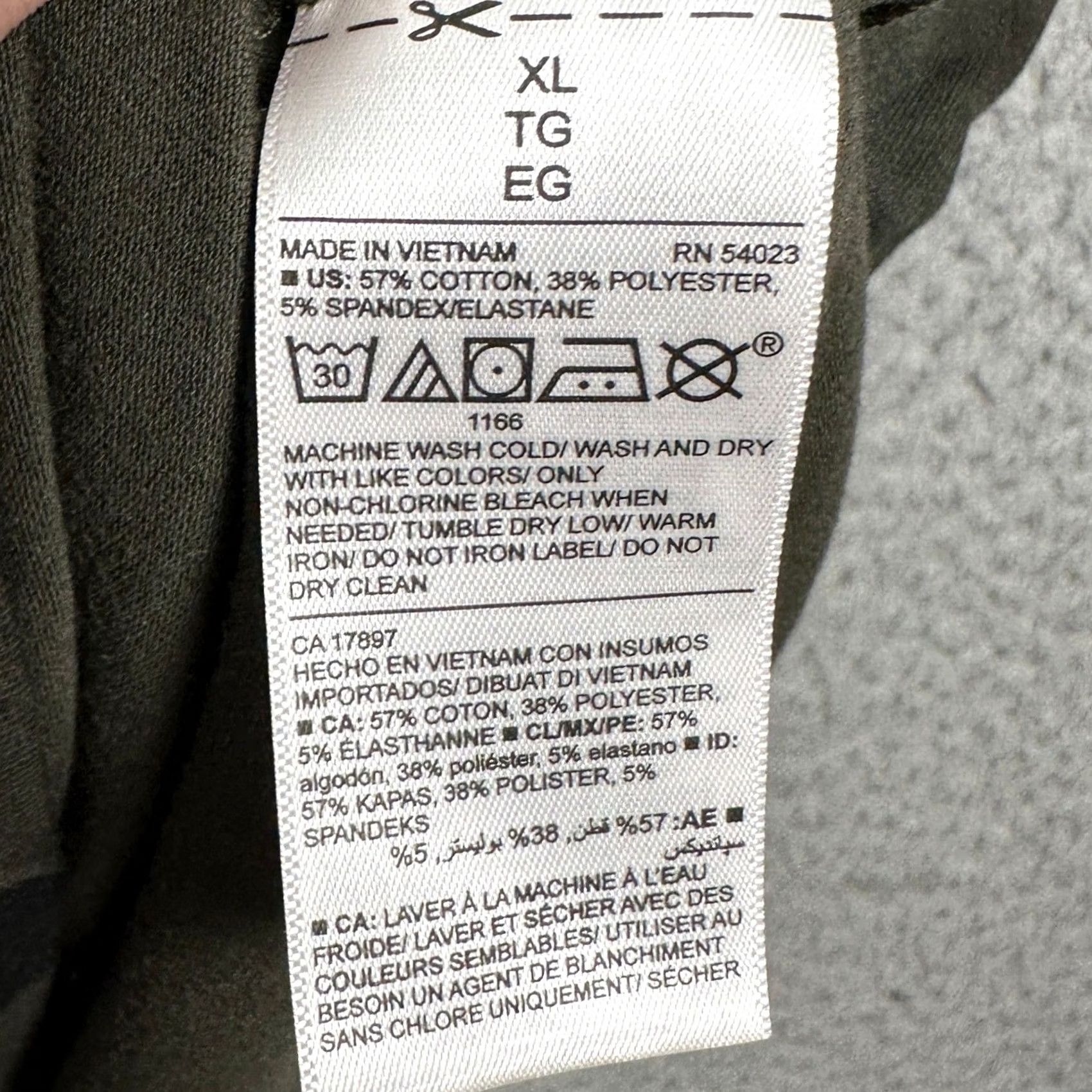 Old Navy VINTAGE? No — (Unable to determine) Size US XL / EU 56 / 4 - 5 Thumbnail
