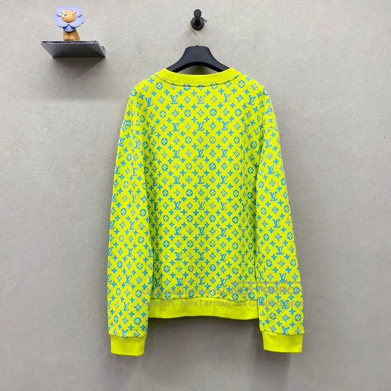 Louis Vuitton Louis Vuitton Yellow Sweater with Full Logo sweatshirt Size US L / EU 52-54 / 3 - 2 Thumbnail