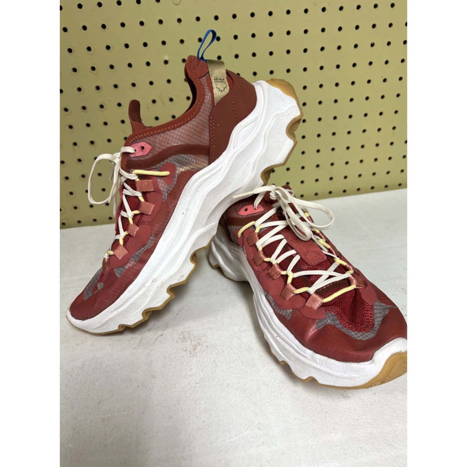 SOREL Sorel Kinetic Breakthru Tech Lace Sneaker Red 12 Women Shoe Lace Up Size US 10 / IT 40 - 3 Thumbnail