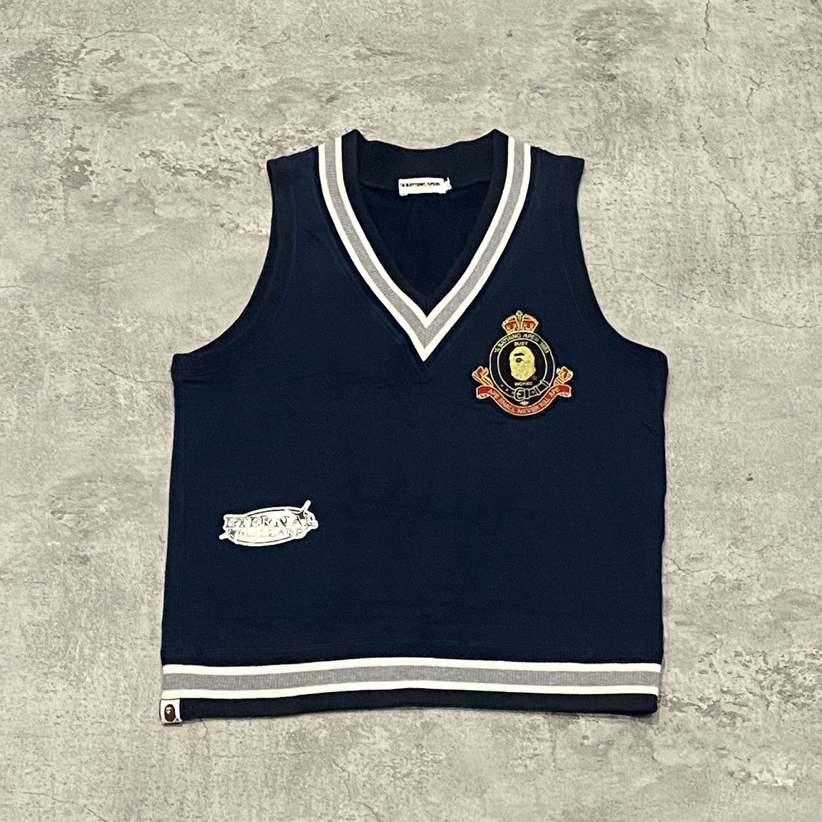 Bape Bape Crest V Neck Vest Knit Size US M / EU 48-50 / 2 - 1 Thumbnail