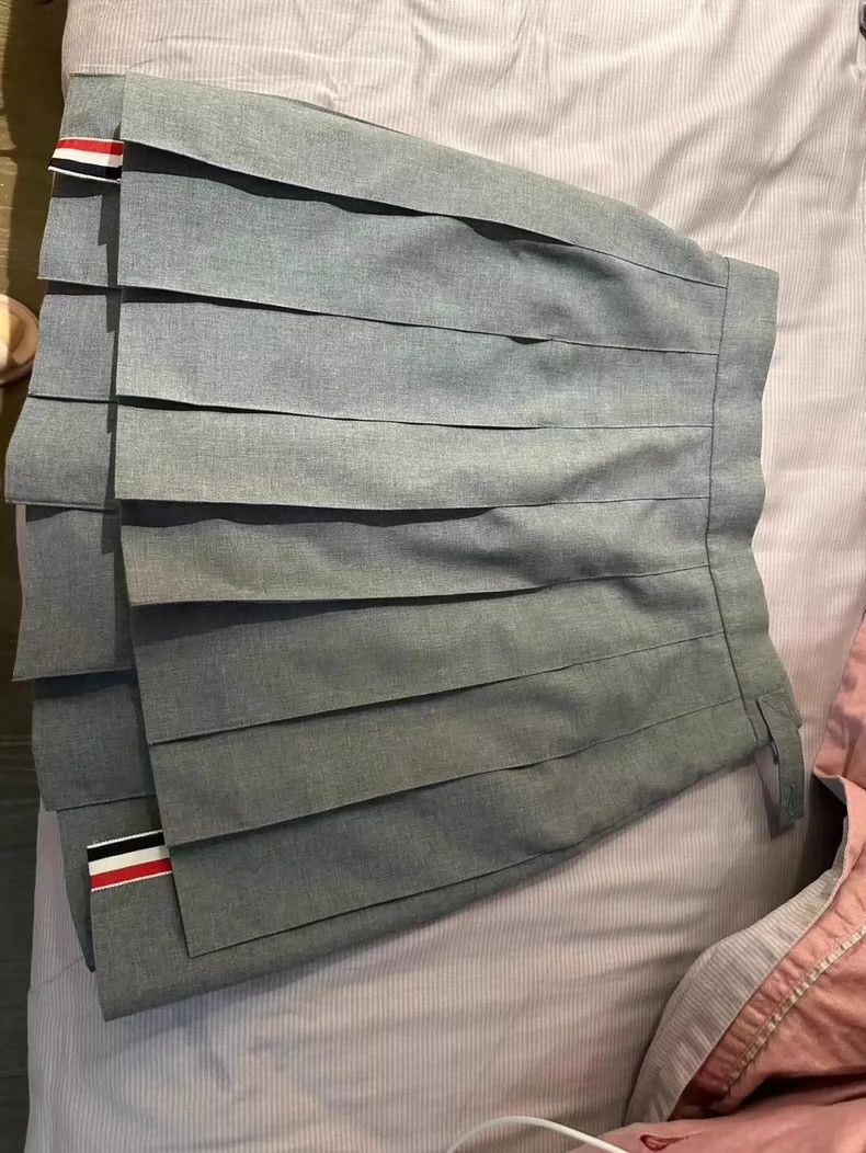 Thom Browne Thom Browne accordion pleated skirt Size 24" / US 00 / IT 34 - 1 Thumbnail