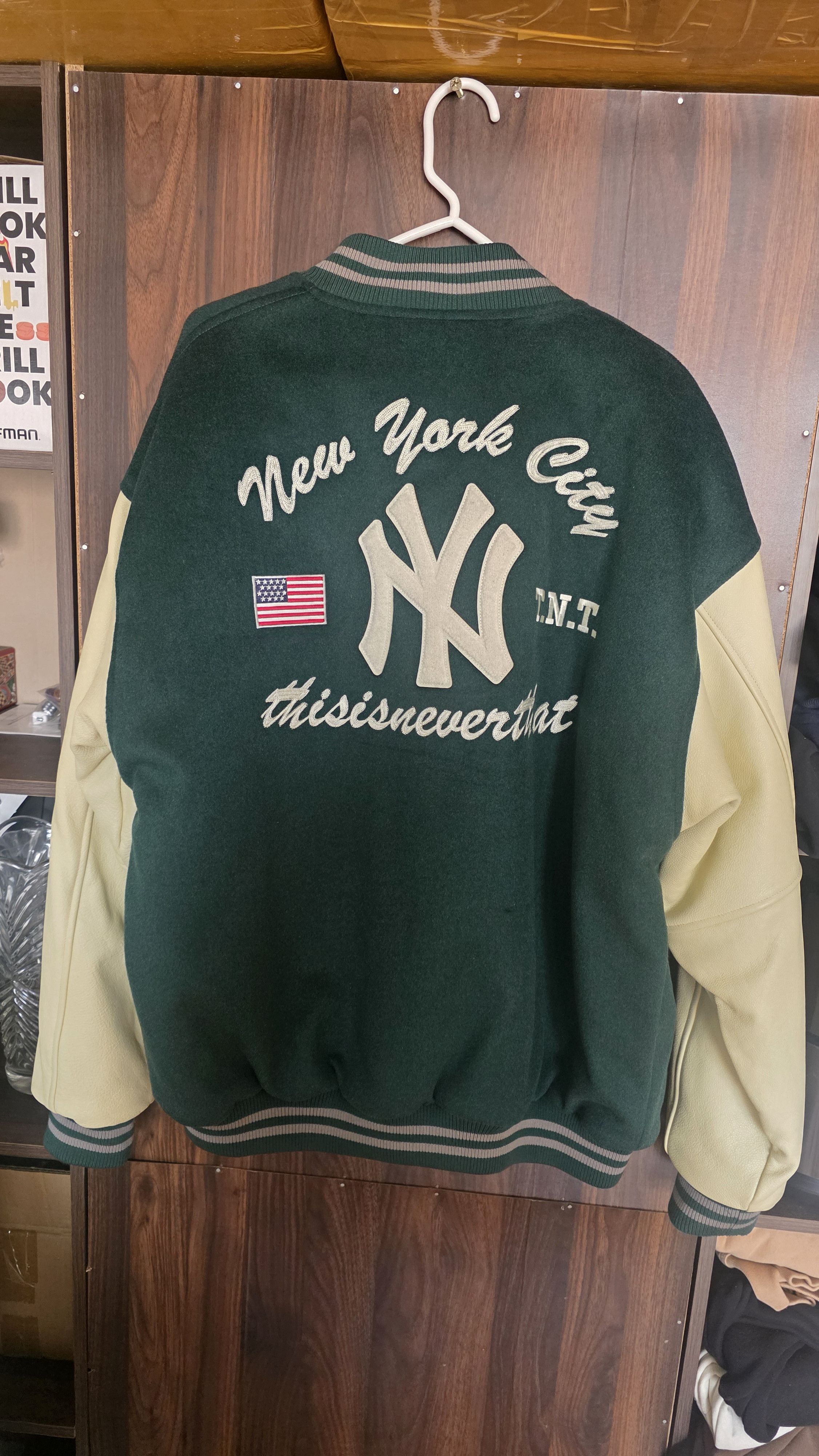 thisisneverthat AP MLB x Thisisneverthat VARSITY JK NEYYAN Dark Green Size US L / EU 52-54 / 3 - 3 Thumbnail