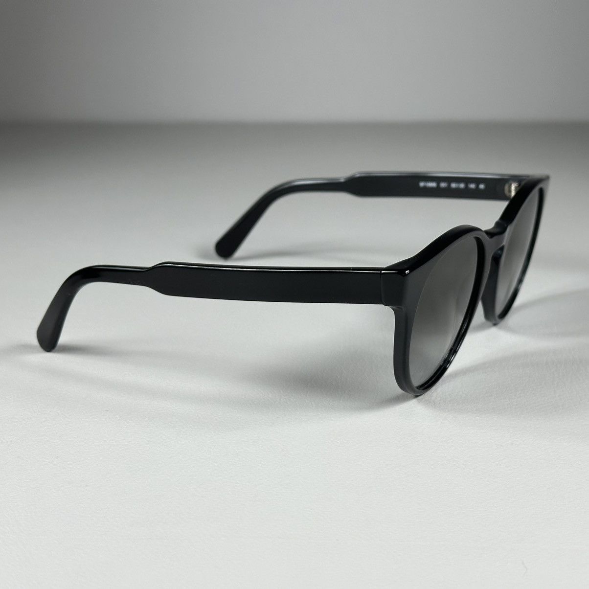 Salvatore Ferragamo Salvatore Ferragamo SF1068S Grey Gradient Round Sunglasses Size ONE SIZE - 2 Thumbnail
