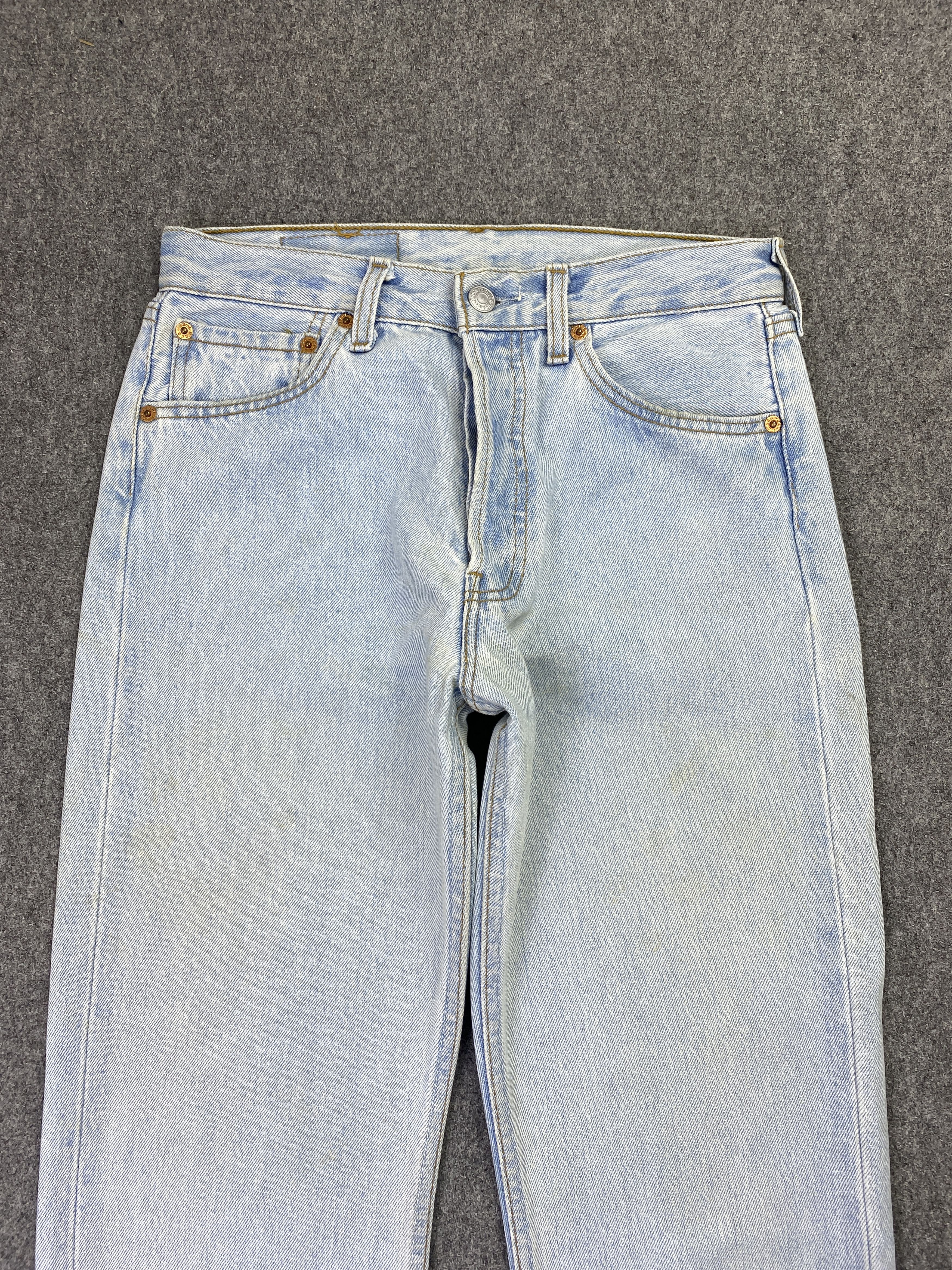 Levi's Vintage Levis 501 Light Washed Jeans DP2856 Size US 28 / EU 44 - 2 Thumbnail