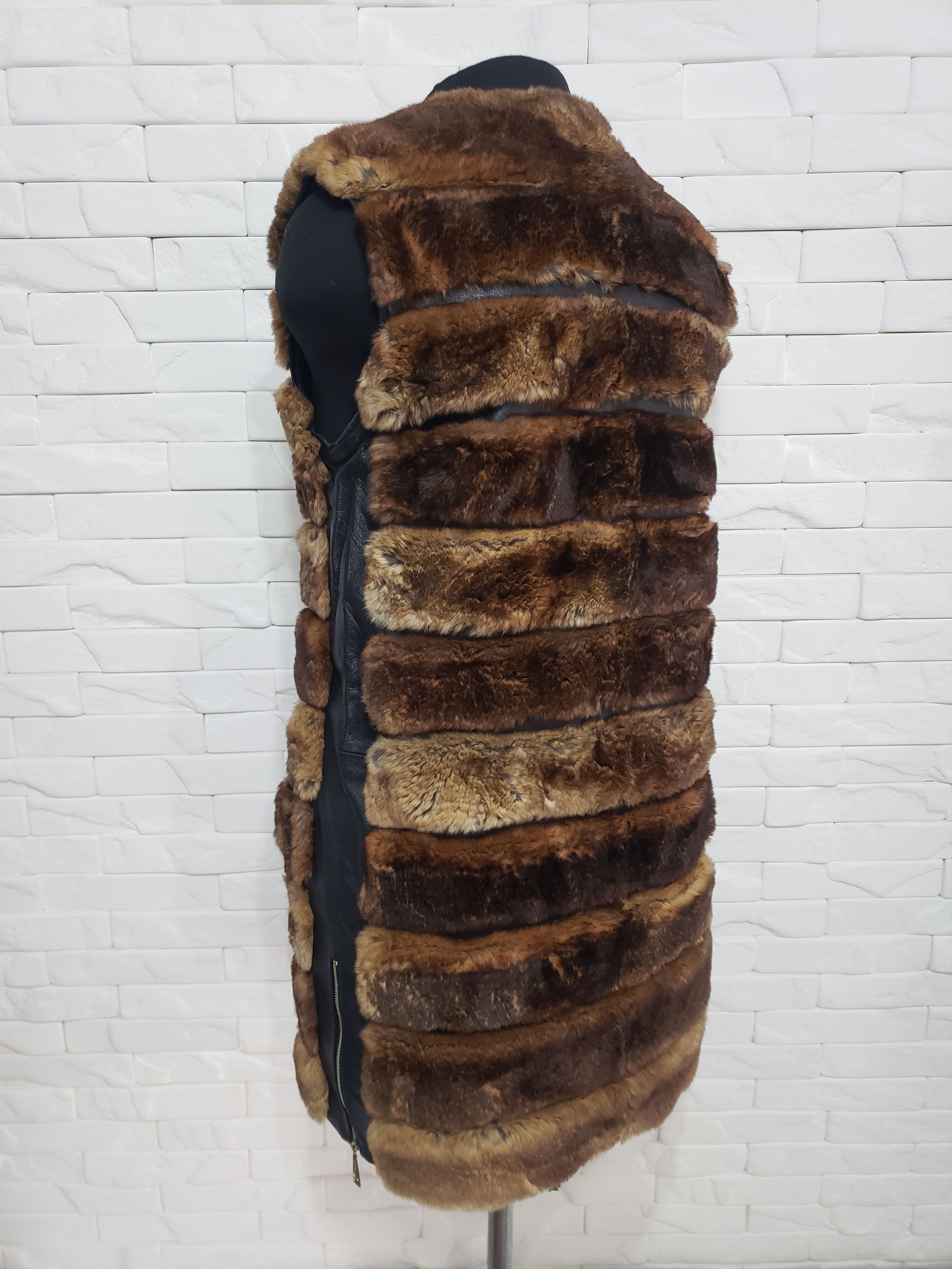 Genuine Leather Stylish women's vest made of genuine rabbit fur. Size M / US 6-8 / IT 42-44 - 6 Thumbnail