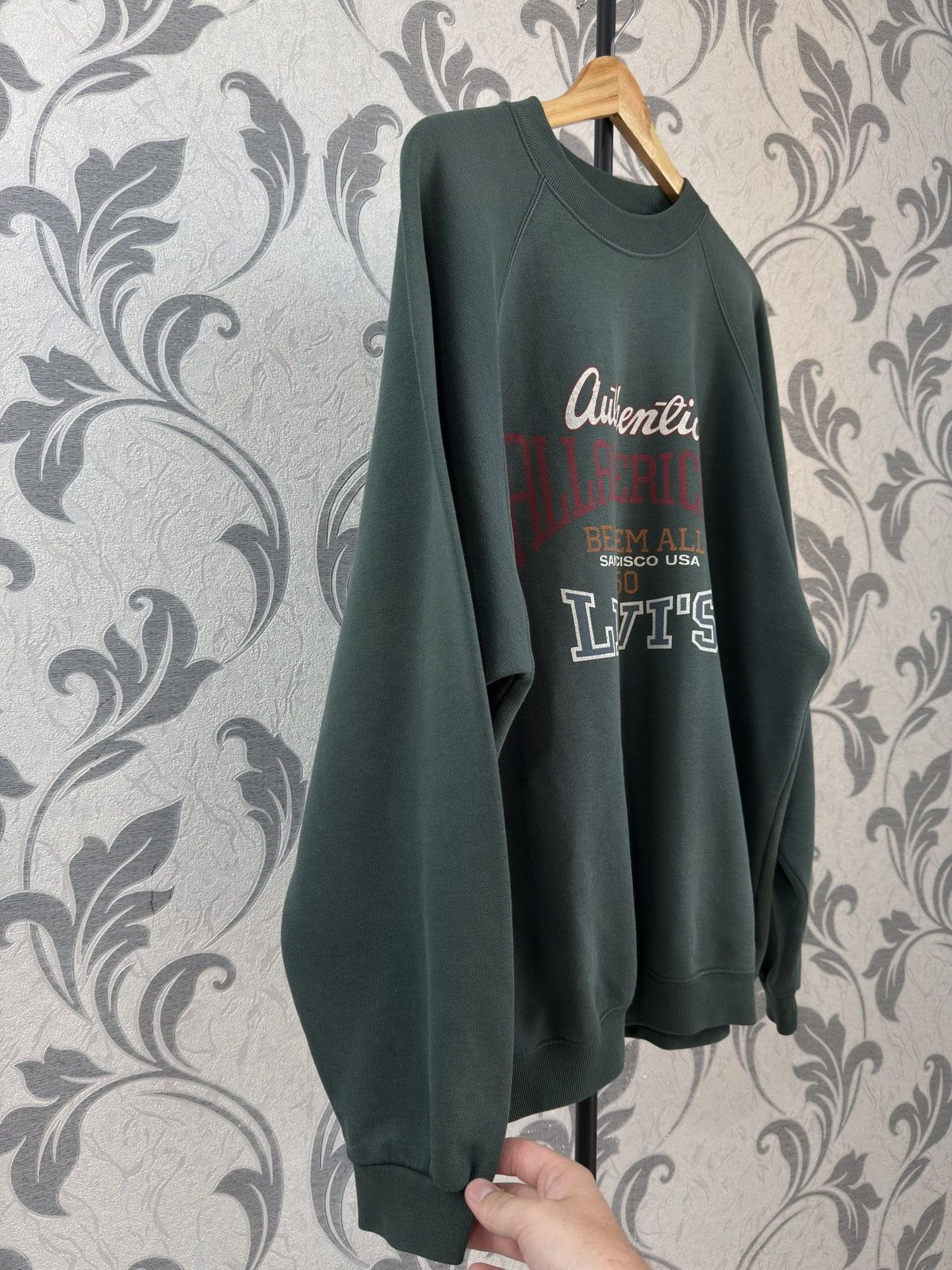 Levi's LEVI'S VINTAGE MADE IN USA SWEATSHIRT BIG LOGO 90s Size US L / EU 52-54 / 3 - 11 Thumbnail