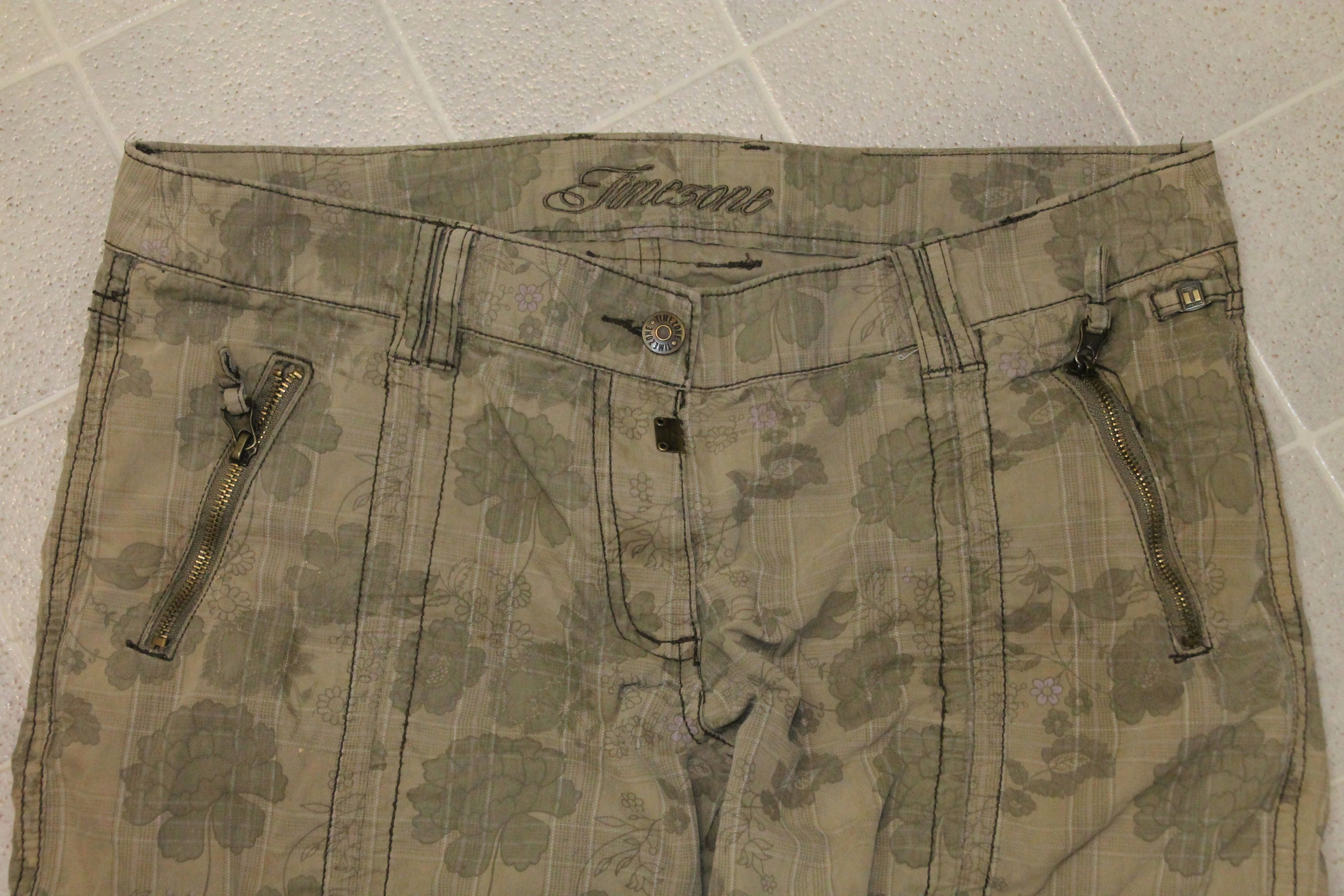 Other Timezone Beige Cargo Pants Size US 33 - 4 Thumbnail