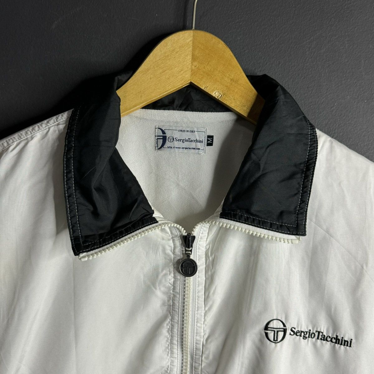 Sergio Tacchini Sergio Tacchini Vintage Windbreaker Jacket Size US M / EU 48-50 / 2 - 2 Thumbnail