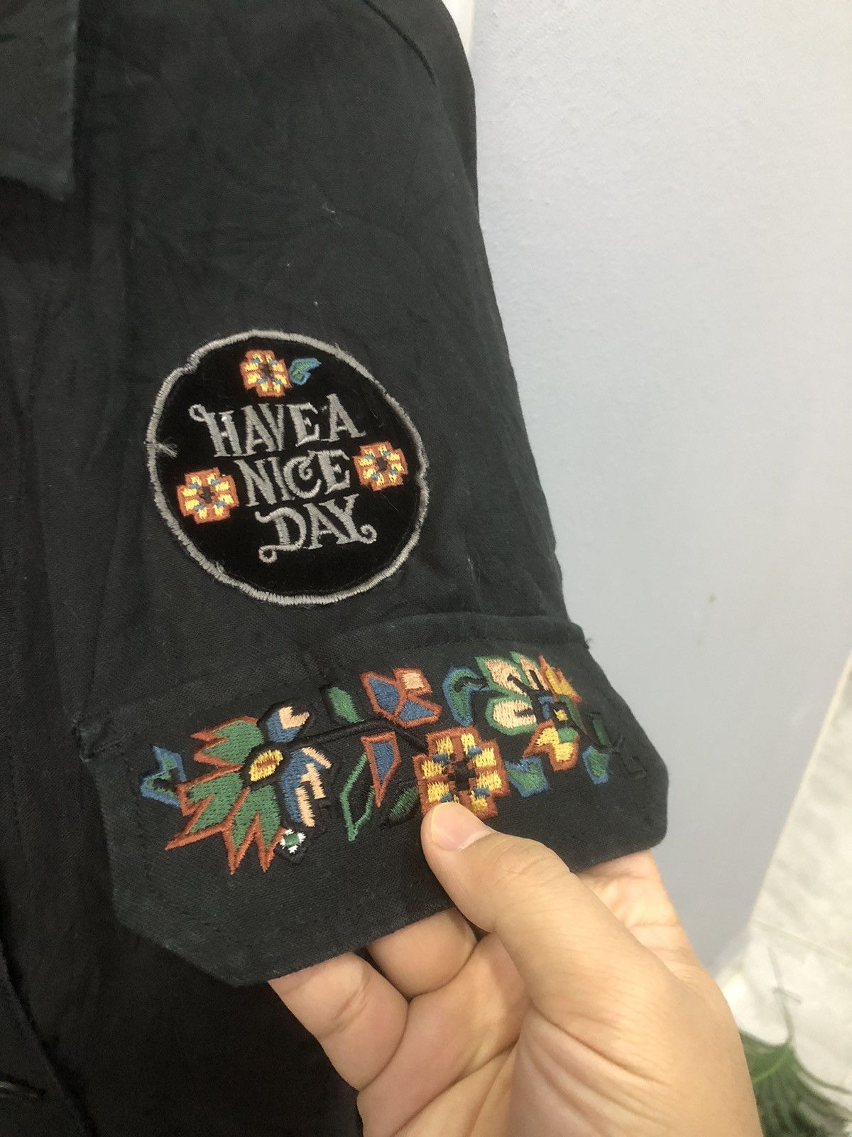 MOUSSY Moussy Black Embroidered Button Up Shirt Size US S / EU 44-46 / 1 - 6 Thumbnail