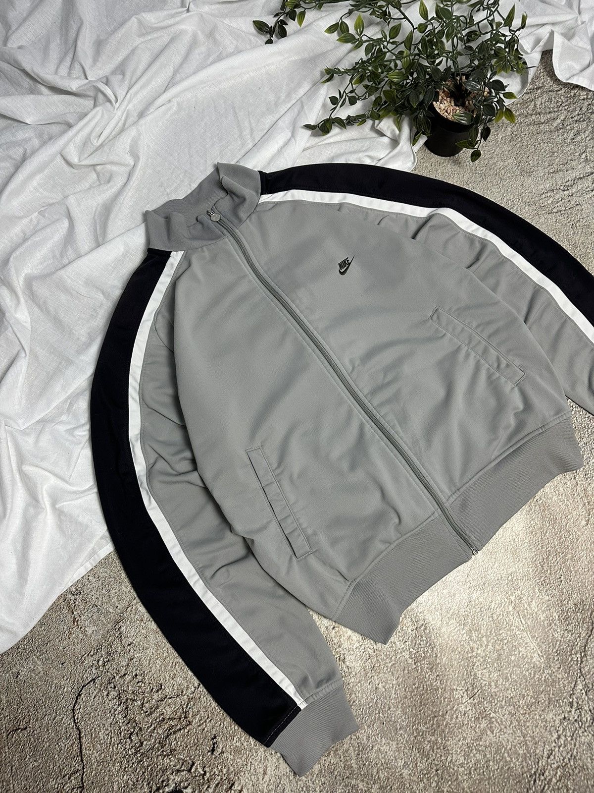 Nike × Vintage Vintage Nike truck olympic zip sweatshirt Size US M / EU 48-50 / 2 - 2 Thumbnail
