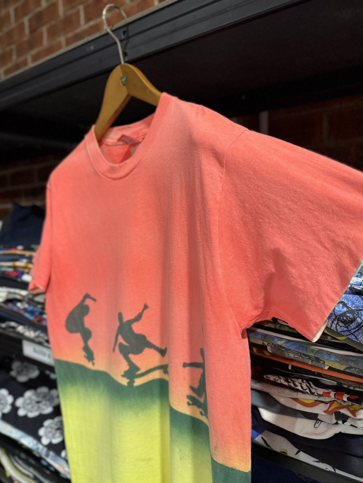 Anvil × Vintage Vintage 90s Skateboard Single Stitch By Anvil Tee Size US L / EU 52-54 / 3 - 6 Thumbnail