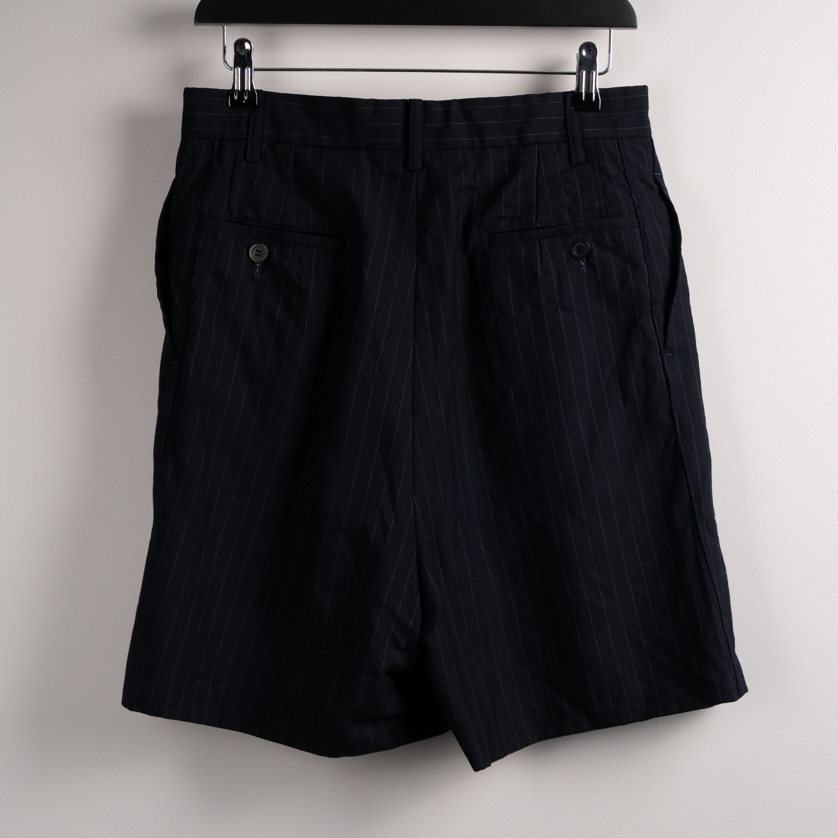 Junya Watanabe Junya Watanabe AW12 Pinstripe Pencil Shorts/Skirt Black Size 29" - 2 Thumbnail