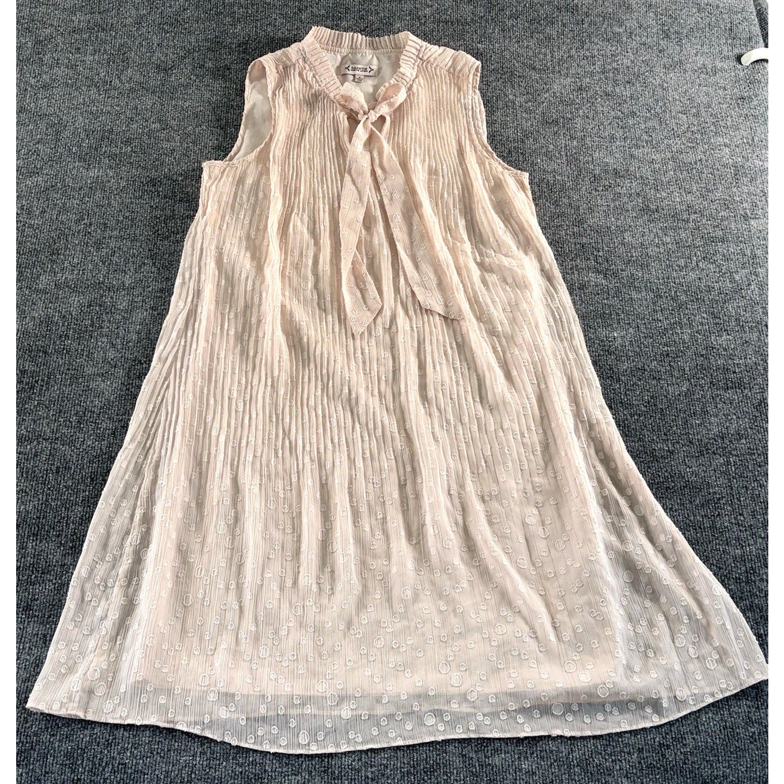 Nanette Lepore Nanette Lepore Blush Chiffon A-Line Dress 8 Tie Neck Size M / US 6-8 / IT 42-44 - 1 Thumbnail