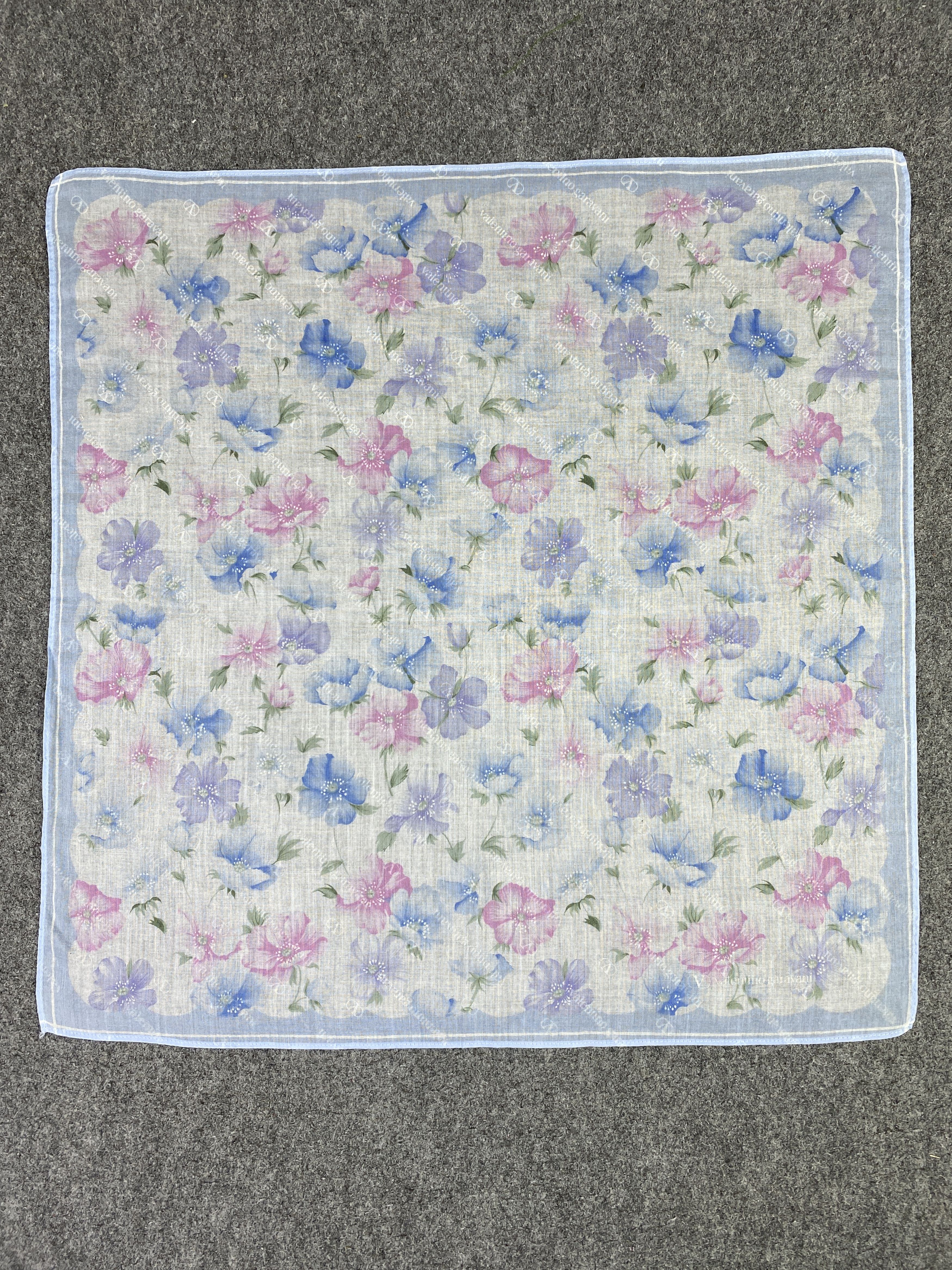 Valentino Valentino Garavani Handkerchief / Neckerchief KT0179 Size ONE SIZE - 4 Thumbnail