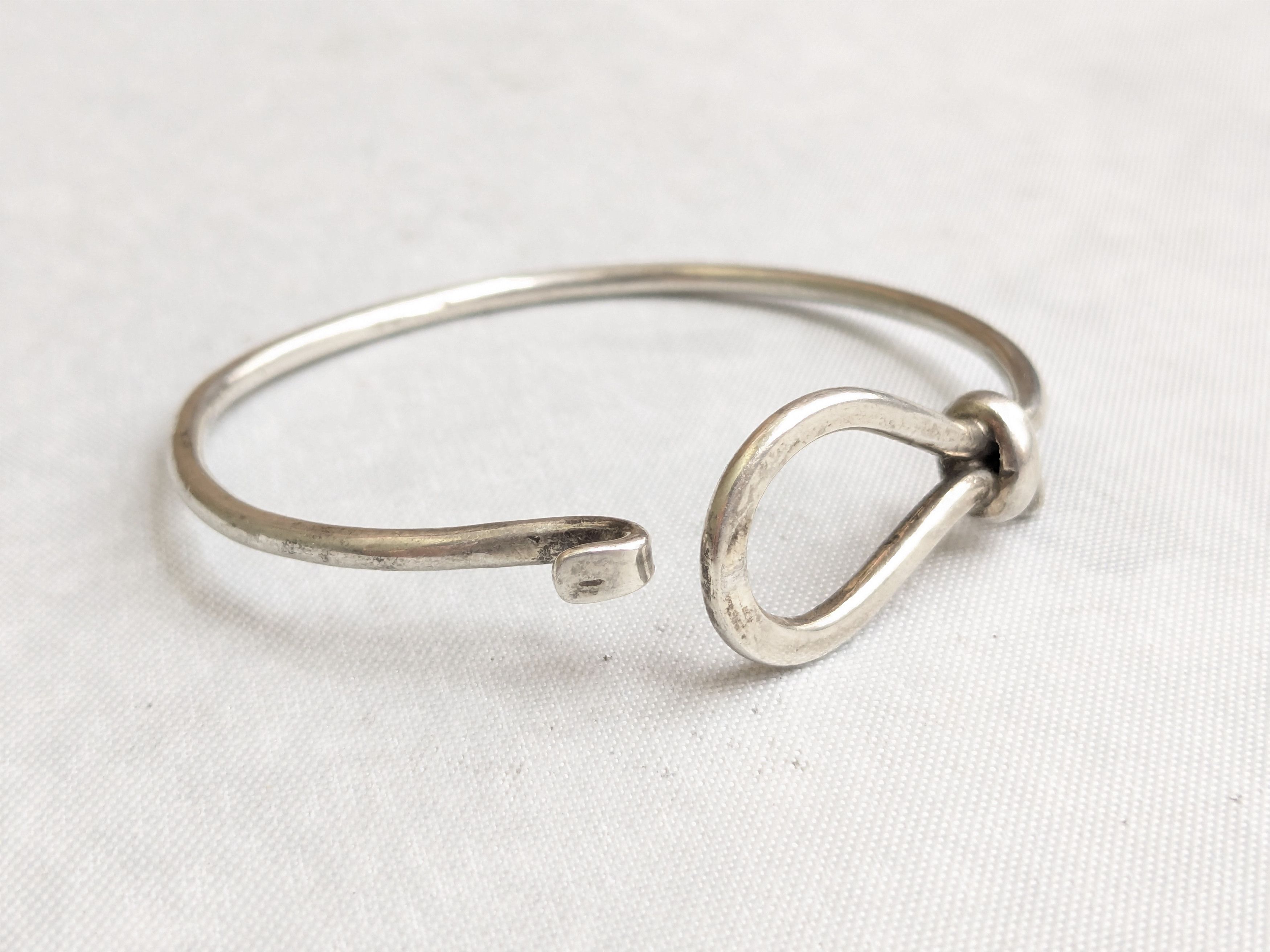 Jewelry Vintage Sterling Silver Bracelet Hook Wire Taxco Mexico 6.5" Size ONE SIZE - 9 Thumbnail
