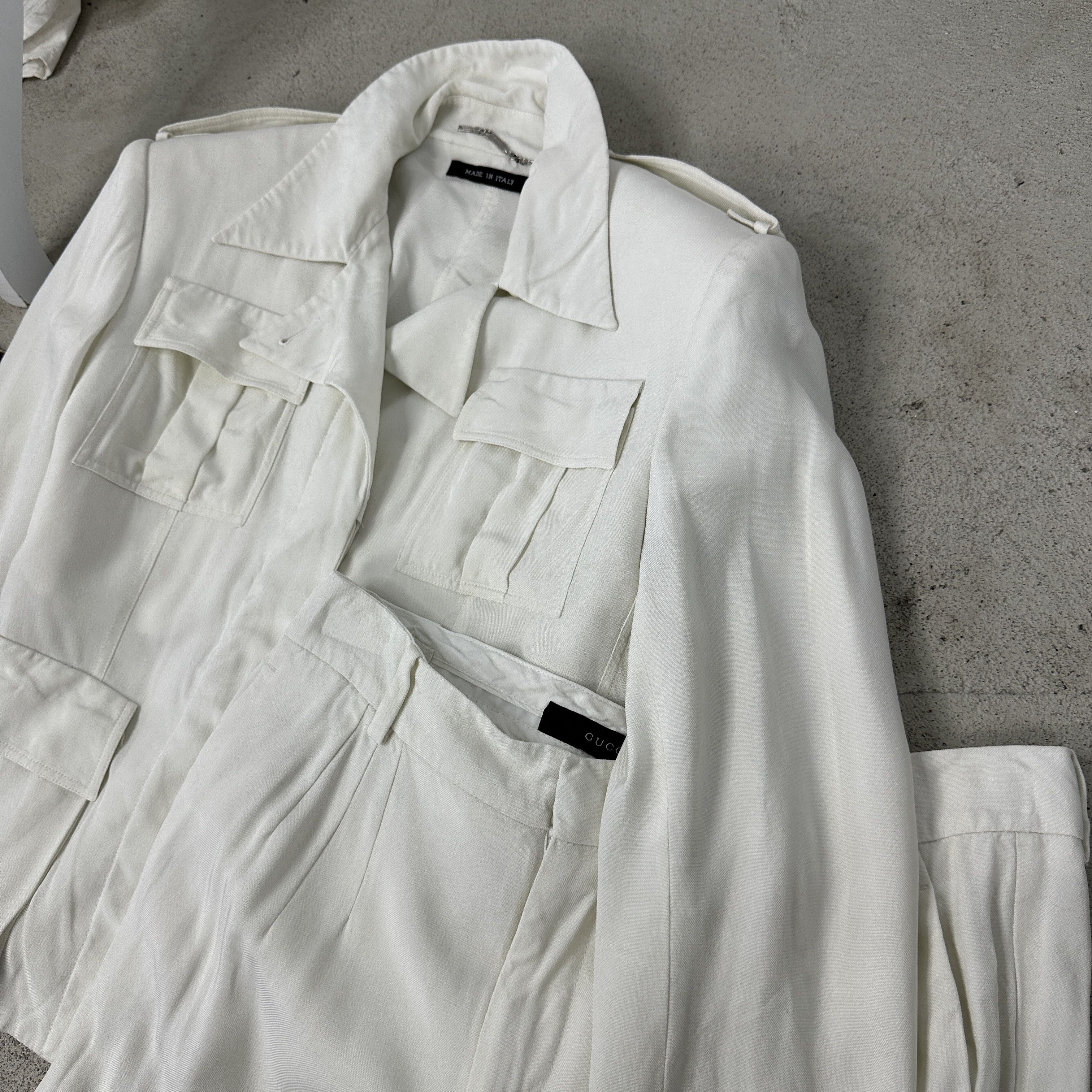 Gucci × Vintage Vintage Gucci Padded Shoulders Blazer 00s Size 25" / US 0 / IT 36 - 3 Thumbnail