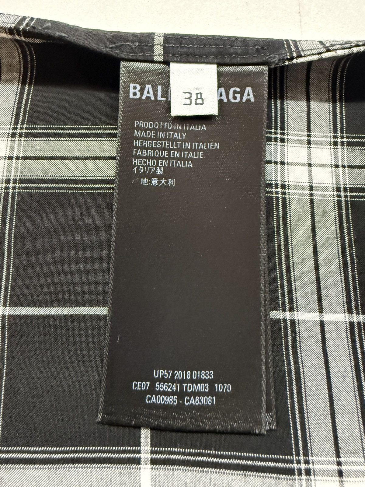Balenciaga Balenciaga 2018 Layered Hybrid Shirt Plaid + Red Tee Size US M / EU 48-50 / 2 - 15 Thumbnail
