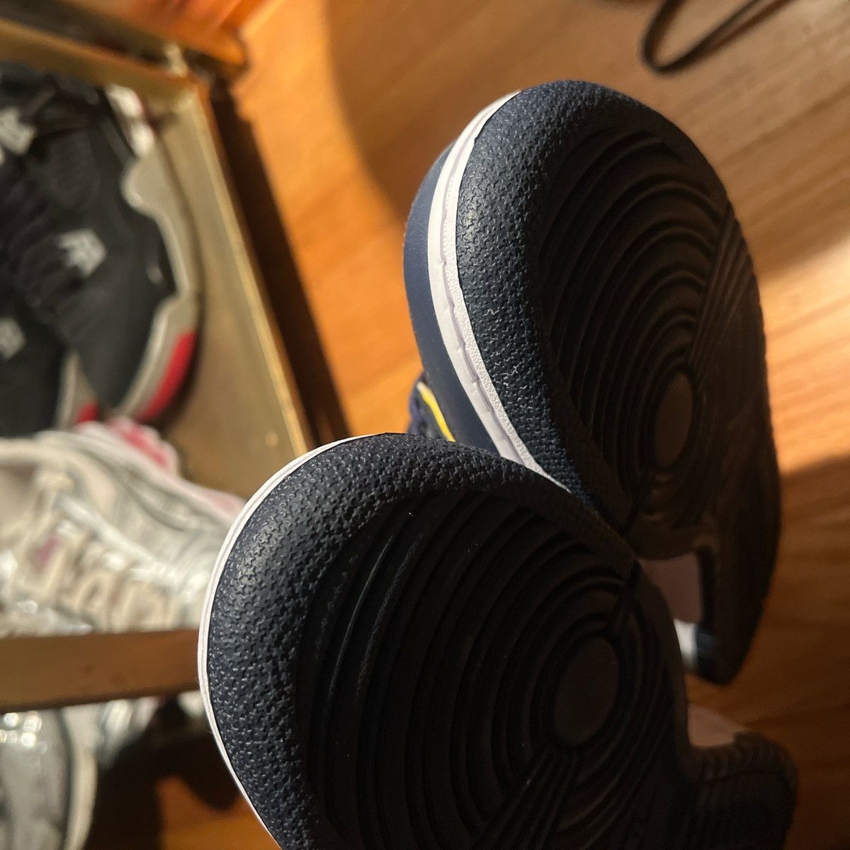 Nike Nike Michigan Dunks Size US 6.5 / EU 39-40 - 5 Thumbnail